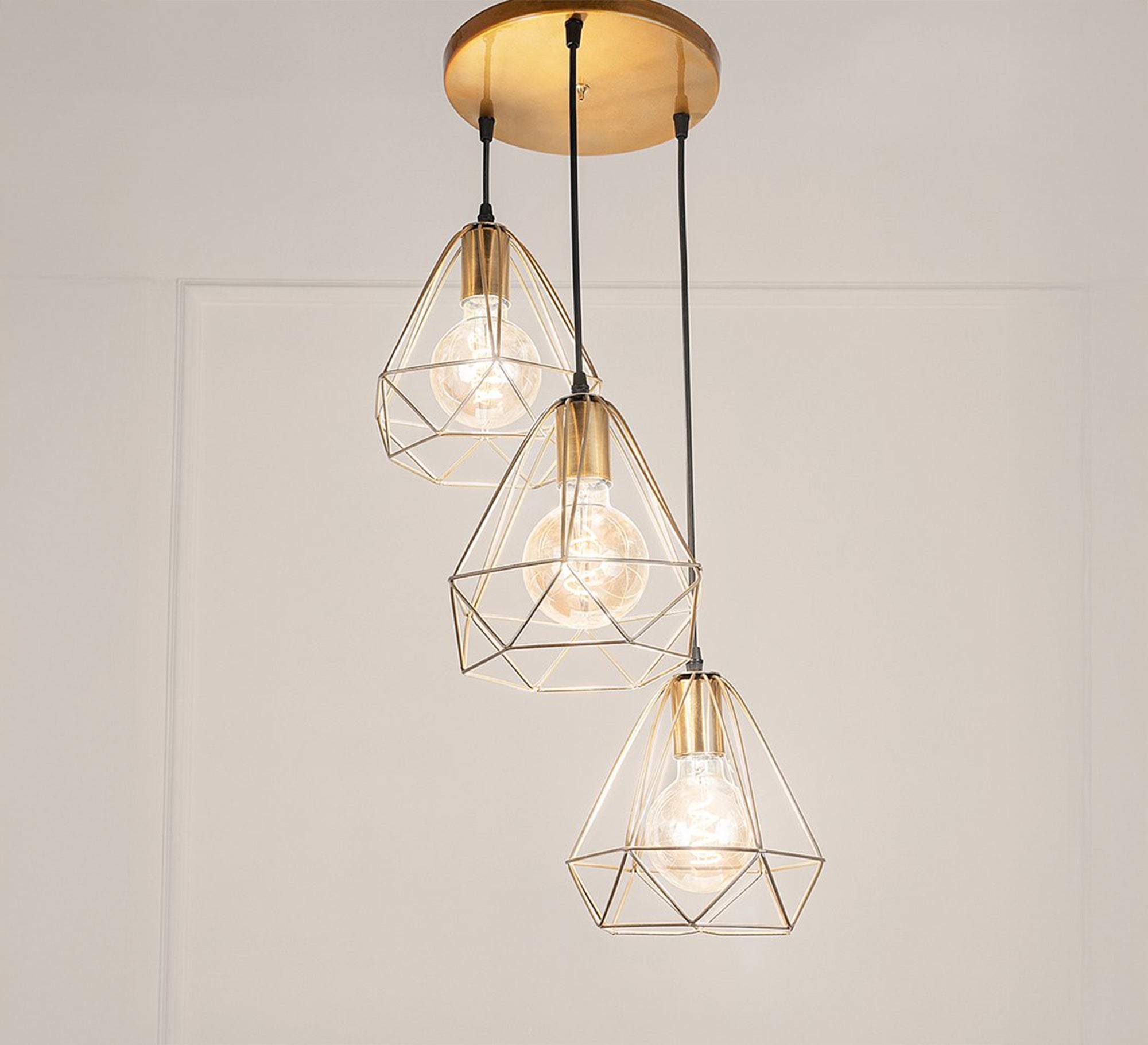 Ceiling lamp with three pendants of different heights - Vitrine Furniture - Lighting