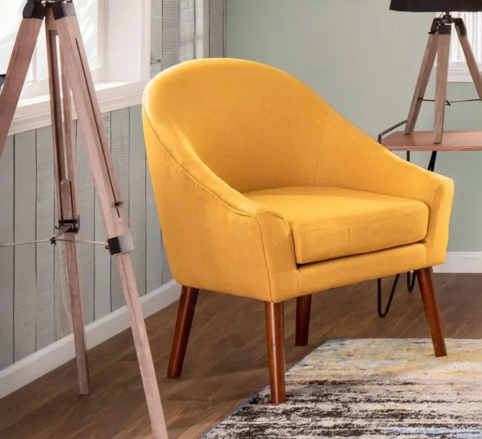 chair with curved armrests - Vitrine Furniture - Furniture