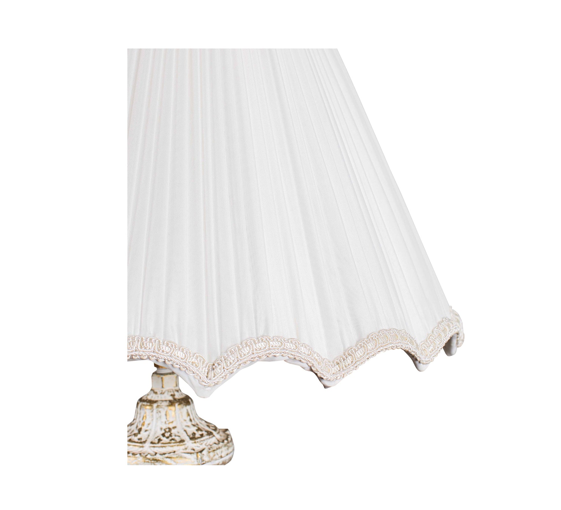 Charming floor lighting with antique lines - Vitrine Furniture - Lighting