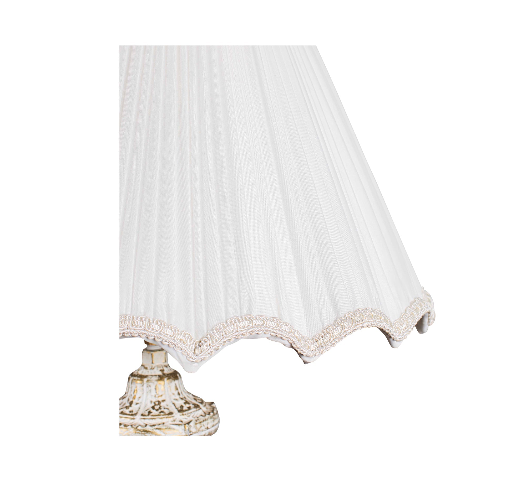 Charming floor lighting with antique lines - Vitrine Furniture - Lighting