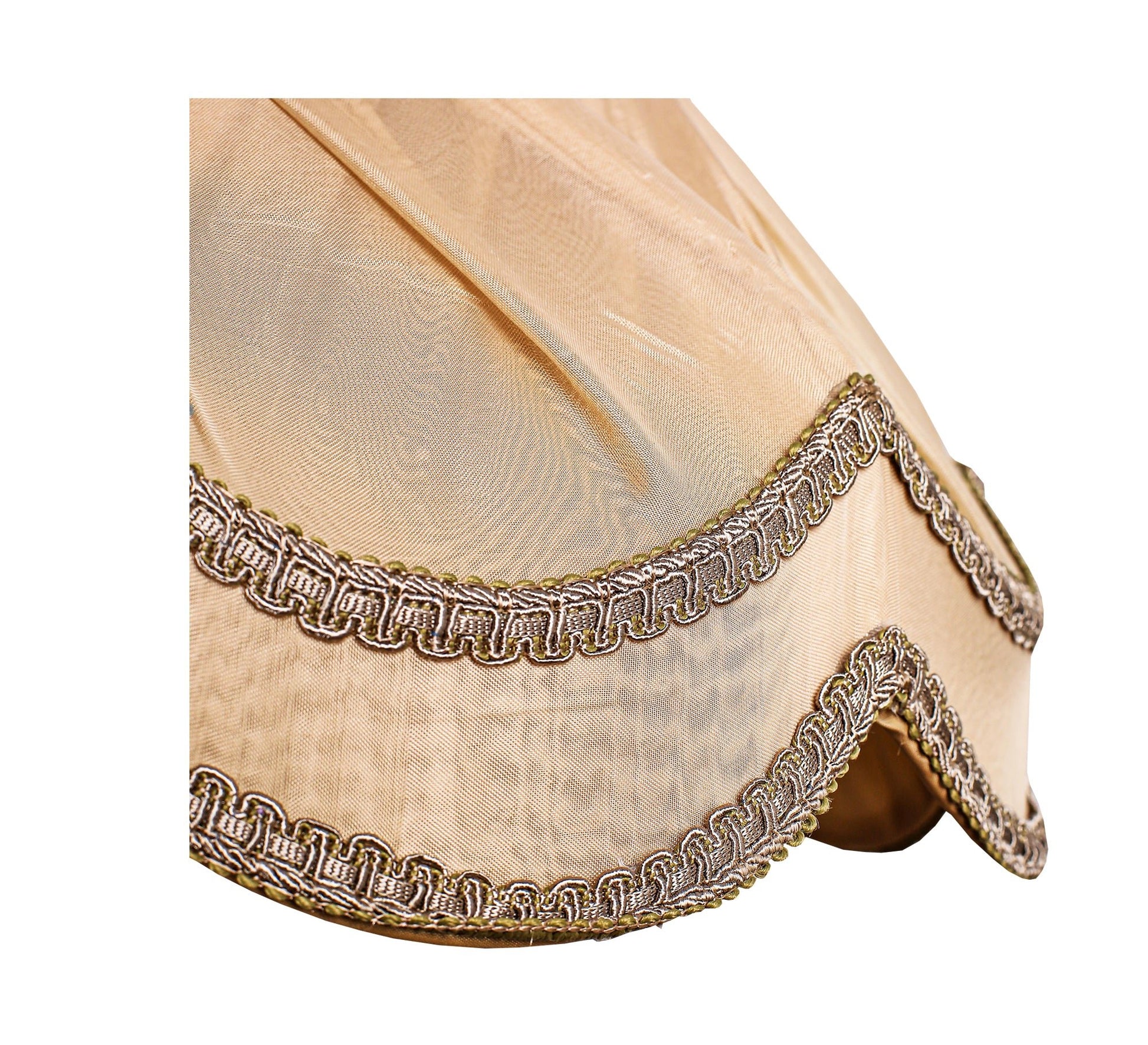 Charming lighting with antique lines - Vitrine Furniture - Lighting