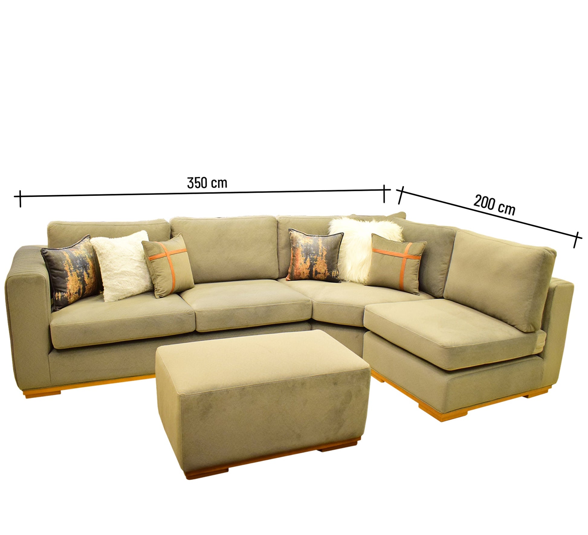 Circular Living Room - Calm & Cozy - Vitrine Furniture - L - shape sofa set