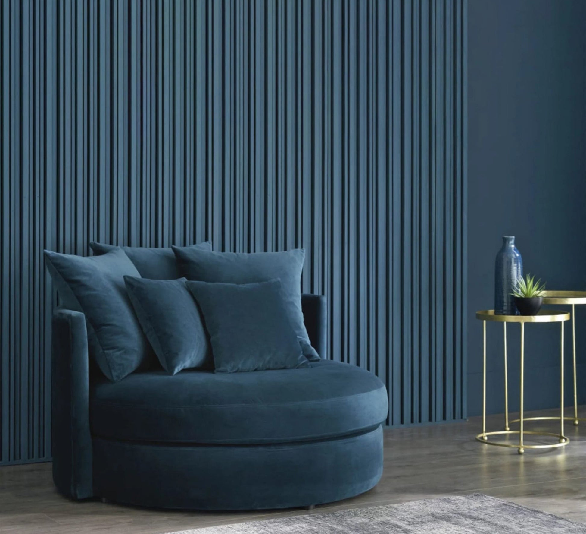 Circular petrol footrest chair - Vitrine Furniture - Furniture