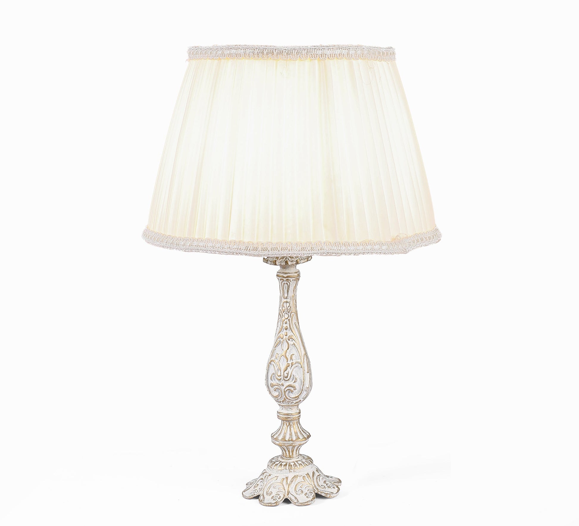 Classic antique style lamp - Vitrine Furniture - Lighting