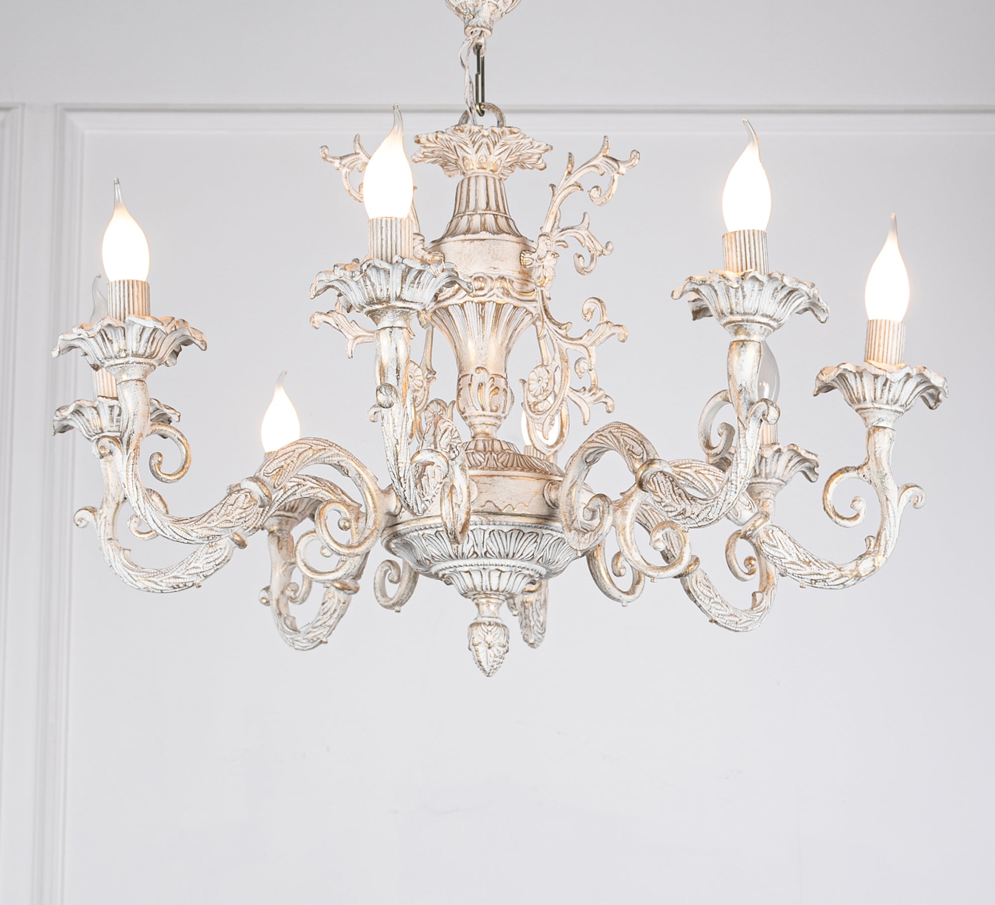Classic chandelier - Vitrine Furniture - Lighting