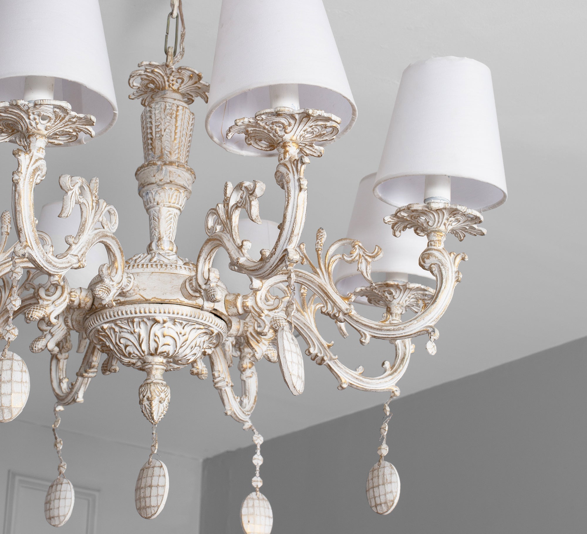 Classic chandelier with ivory and crystal touch - Vitrine Furniture - Lighting