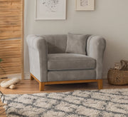 Classic design armchair - Vitrine Furniture - Furniture