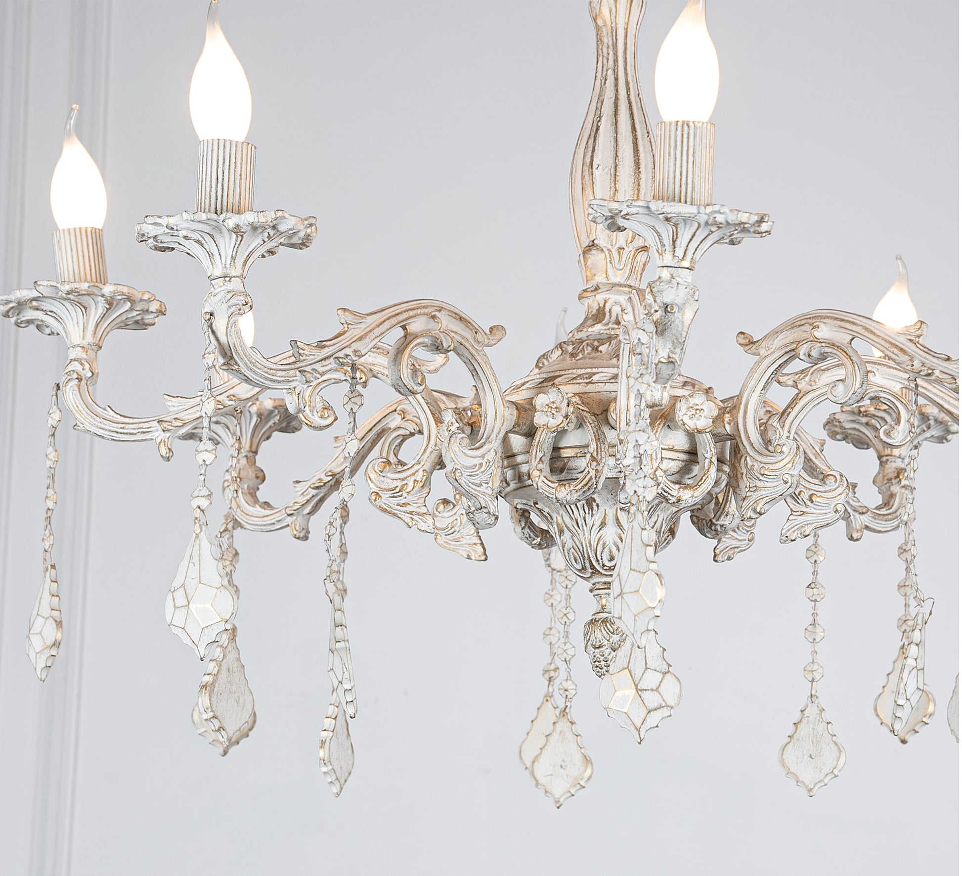 Classic hanging chandelier - Vitrine Furniture - Lighting