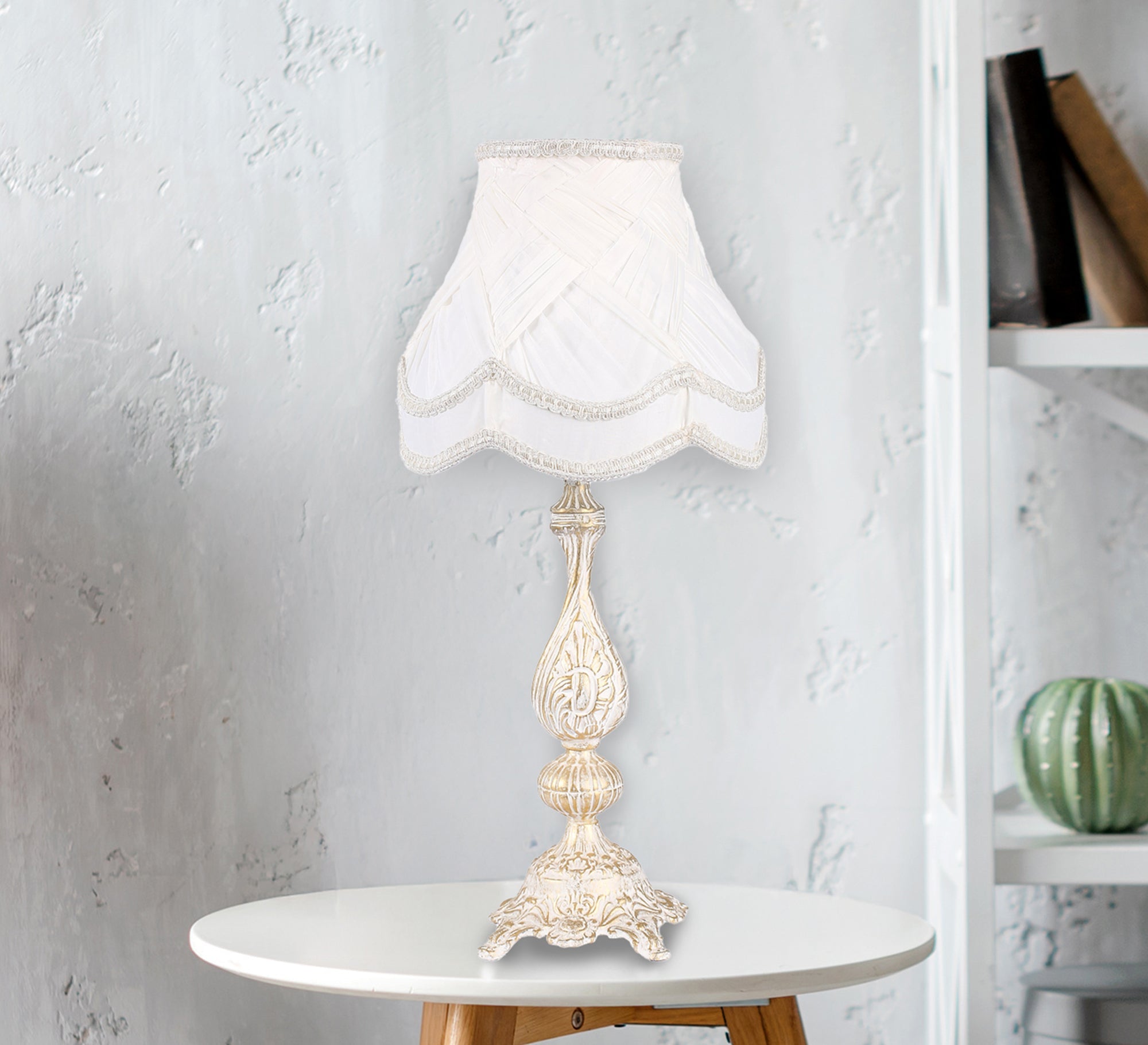 Classic style ivory table lamp - Vitrine Furniture - Lighting