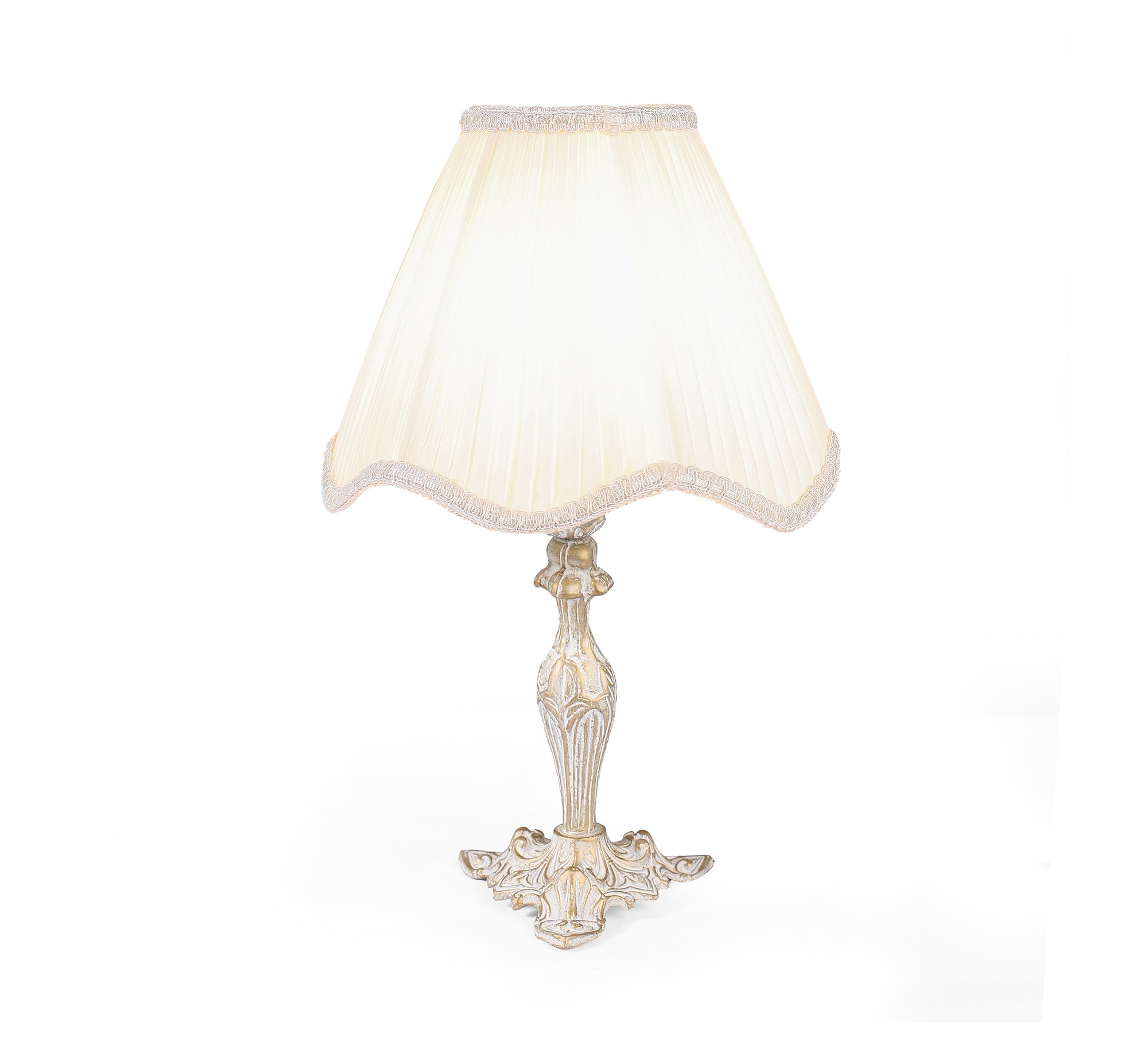 Classic table lamp adds a charming touch - Vitrine Furniture - Lighting