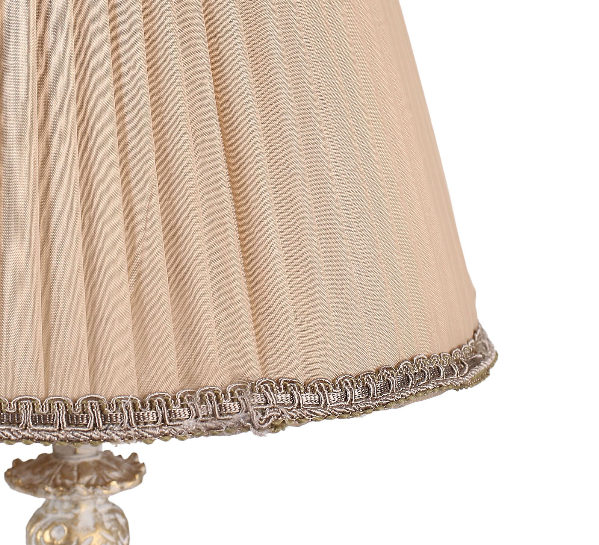 Classic table lamp for cozy lighting - Vitrine Furniture - Lighting