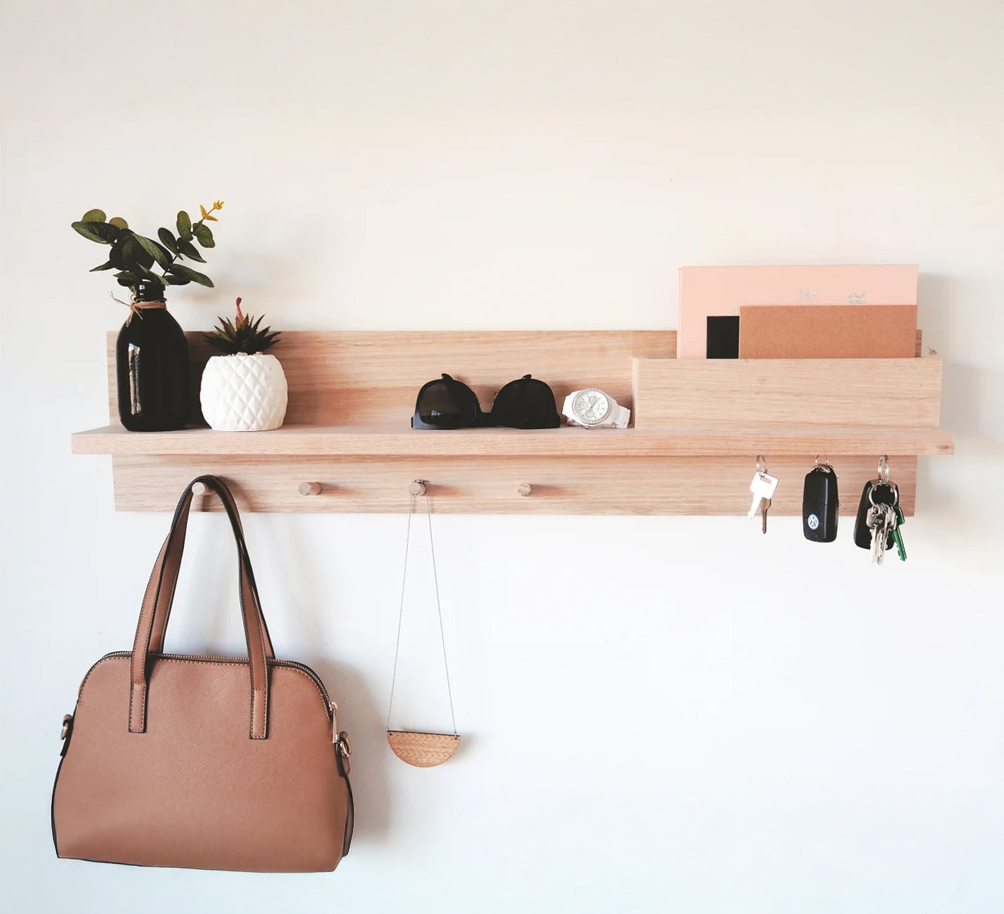 Coat rack with decorative shelf - Vitrine Furniture - Furniture