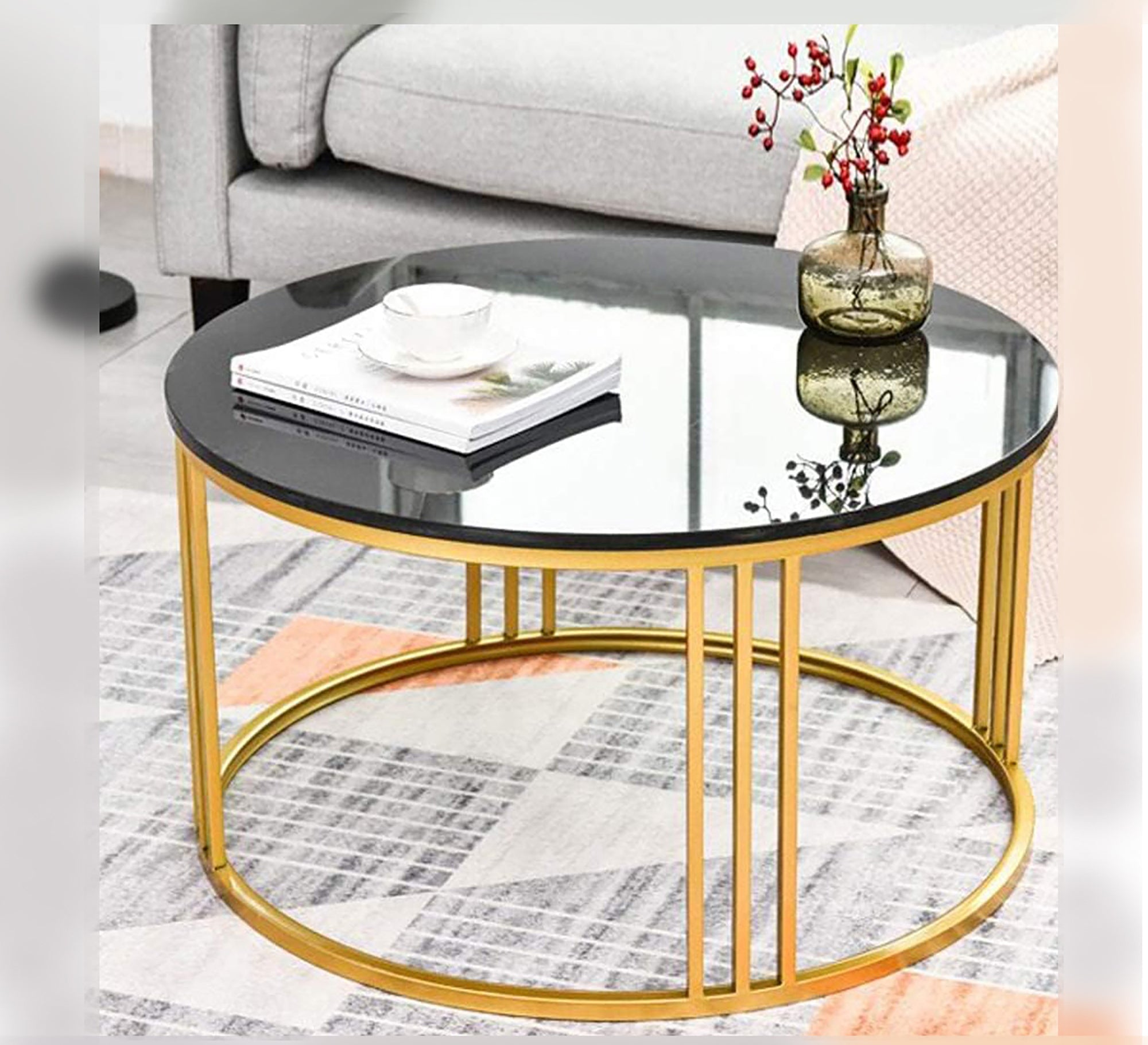 Coffee table with round base in gold - Vitrine Furniture - Furniture