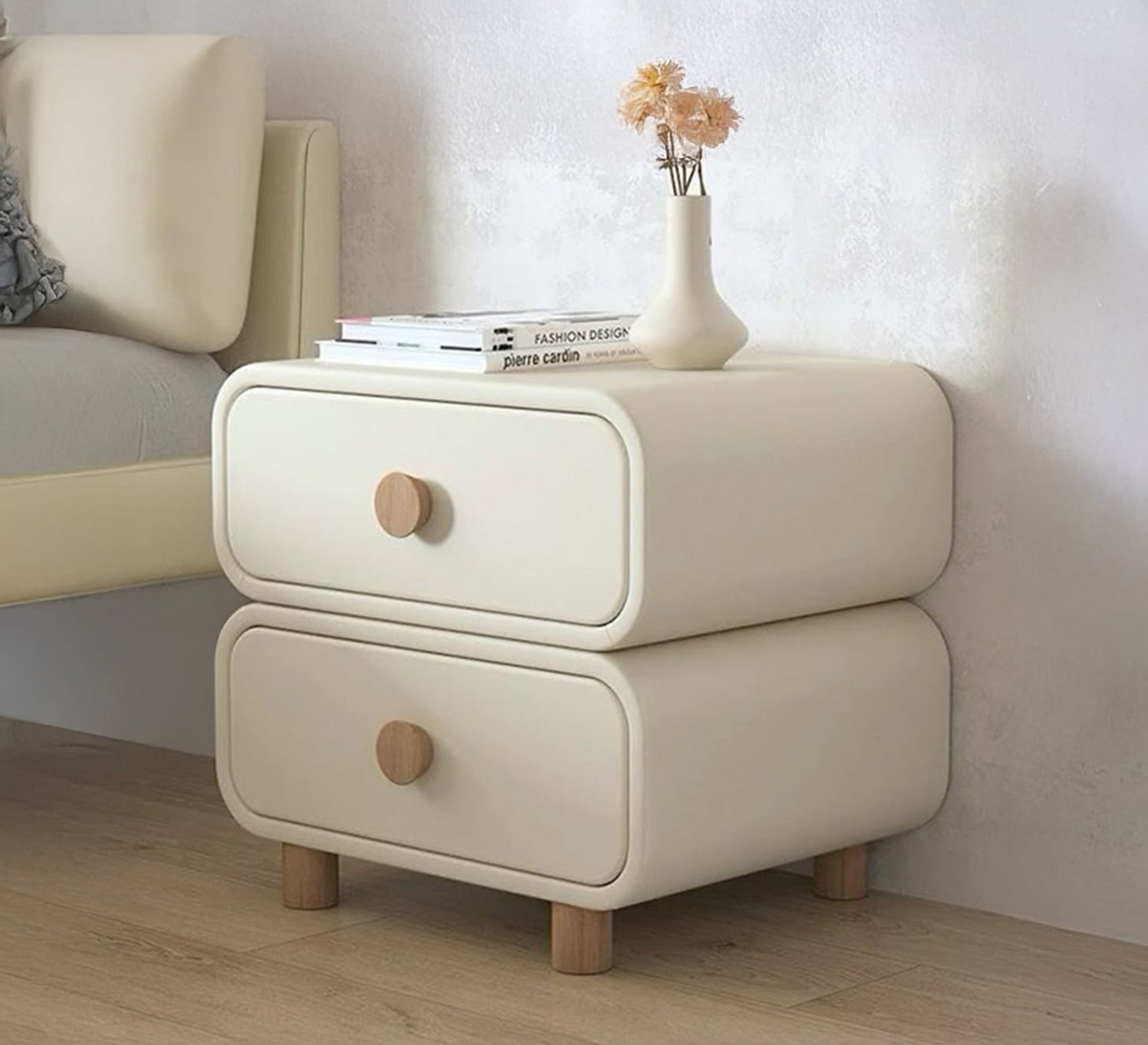 Comforter with a modern touch and circular drawers - Vitrine Furniture - Furniture