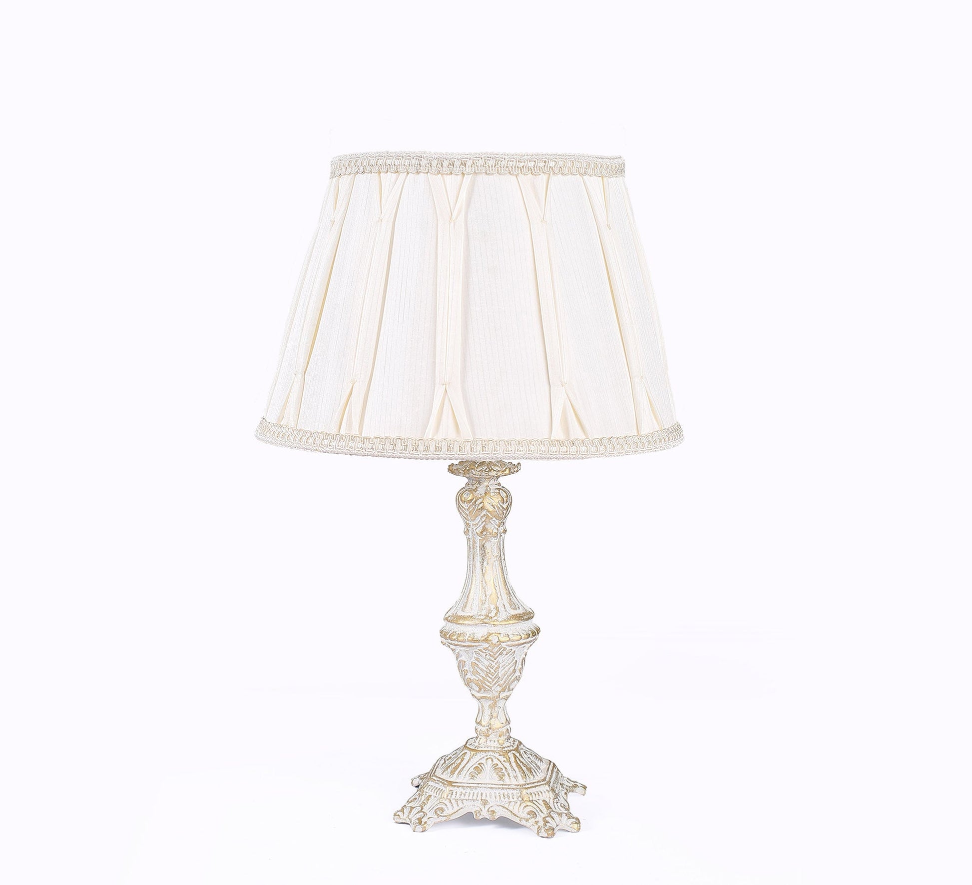 Decorative table lamp with an antique touch - Vitrine Furniture - Lighting