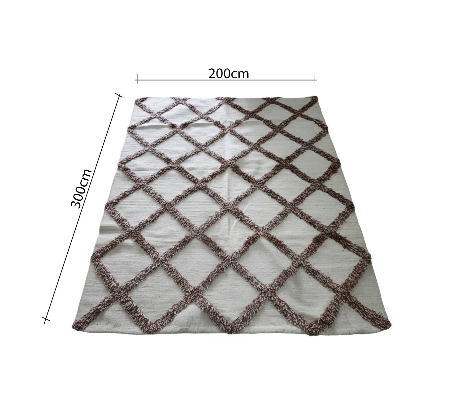 Dense pile rug with a diamond net pattern - Vitrine Furniture - Accessories