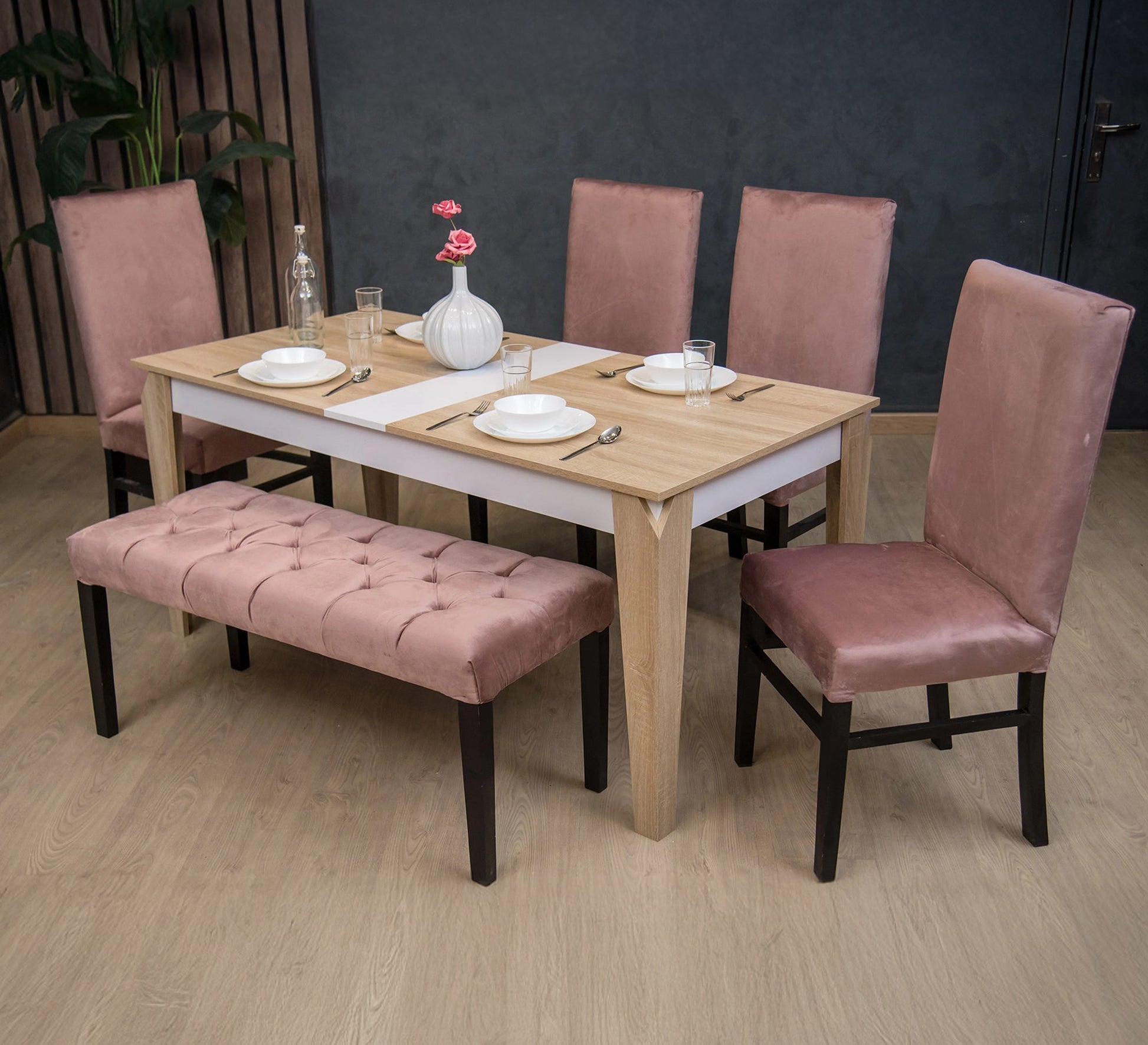 Dining set with a modern touch and elegant colors - Vitrine Furniture - Furniture