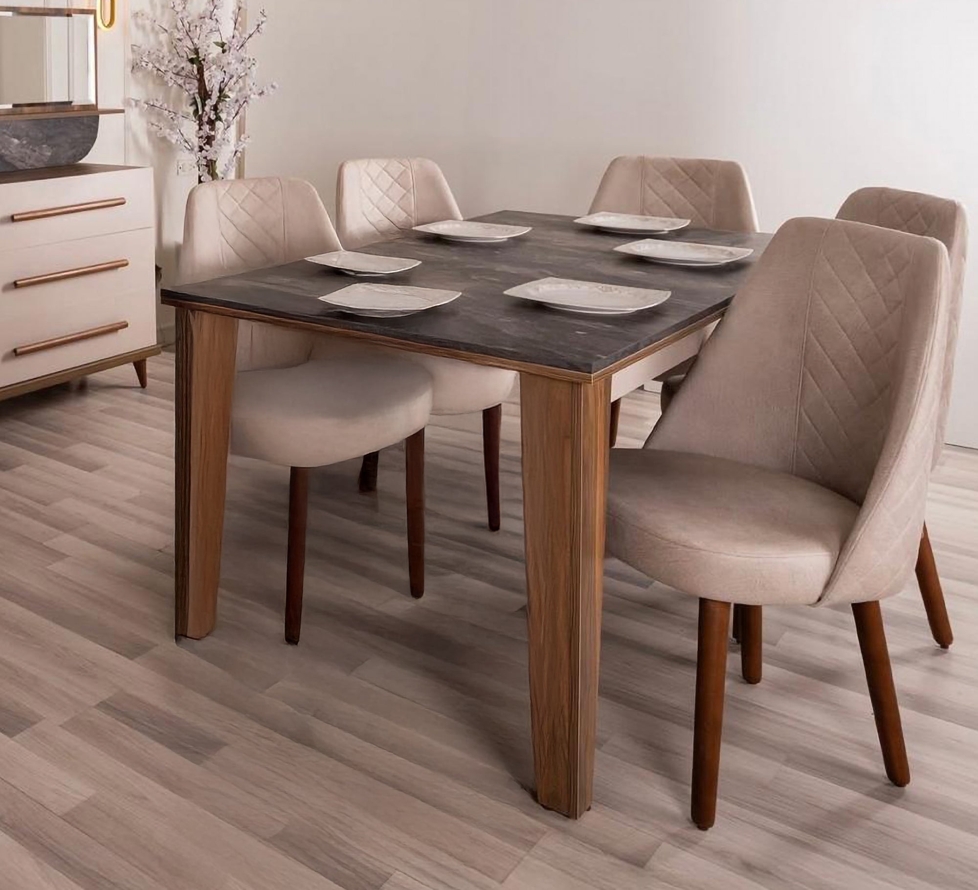 Dining table with a smooth surface - Vitrine Furniture - Furniture