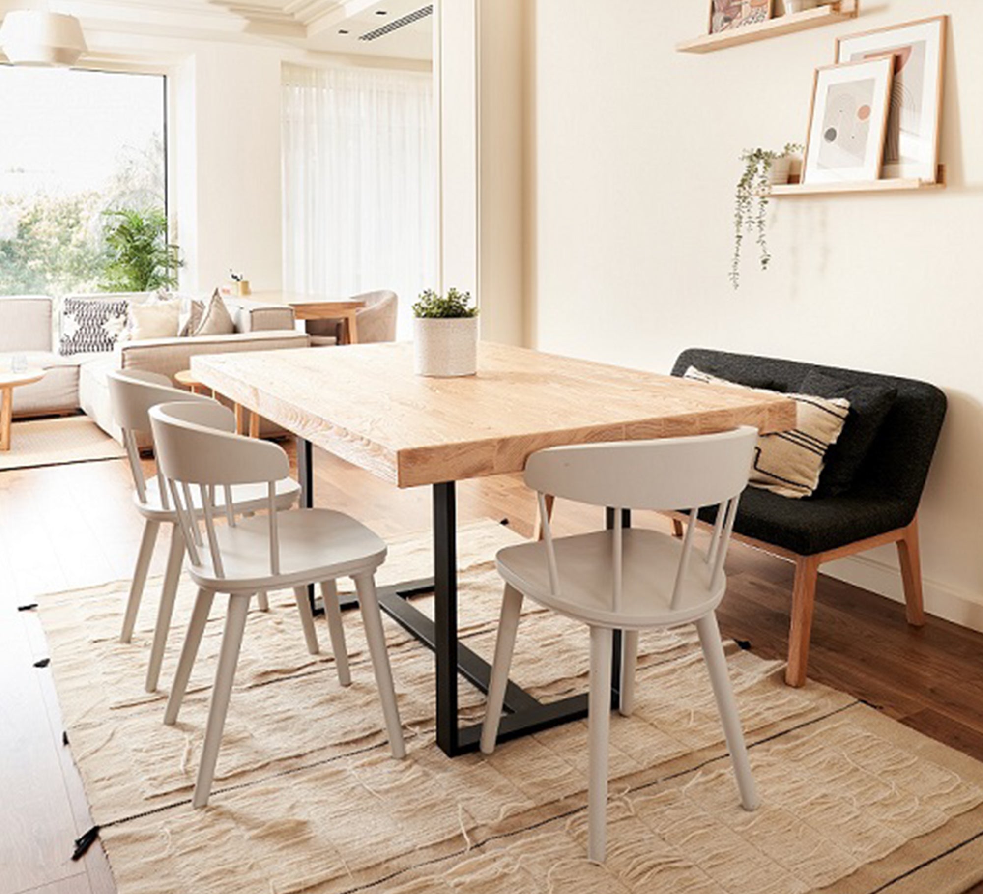 Dining table with metal legs - Vitrine Furniture - Furniture