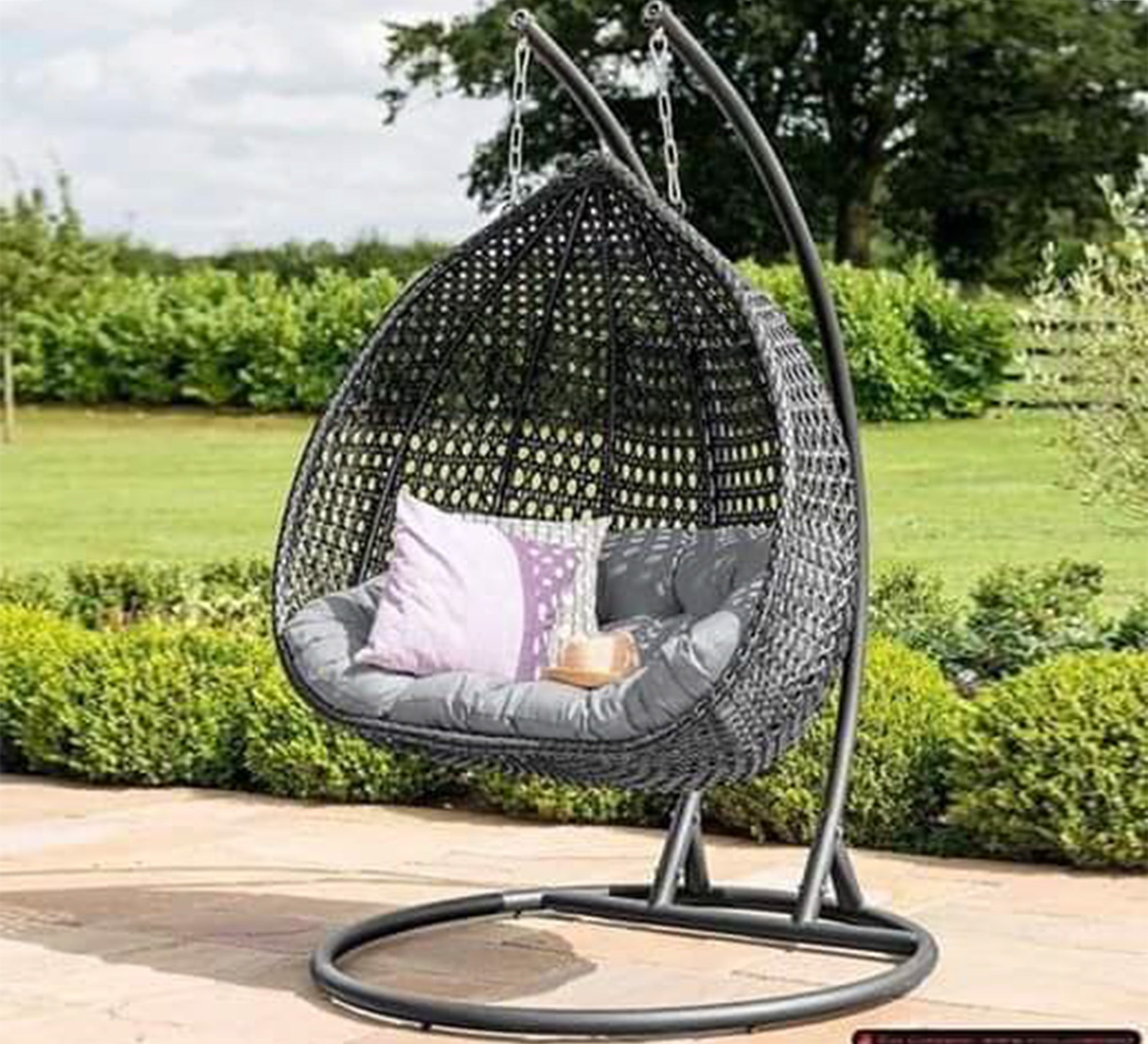 Double Swing Chair: Comfort, Stability, Style - Vitrine Furniture - Outdoor Products