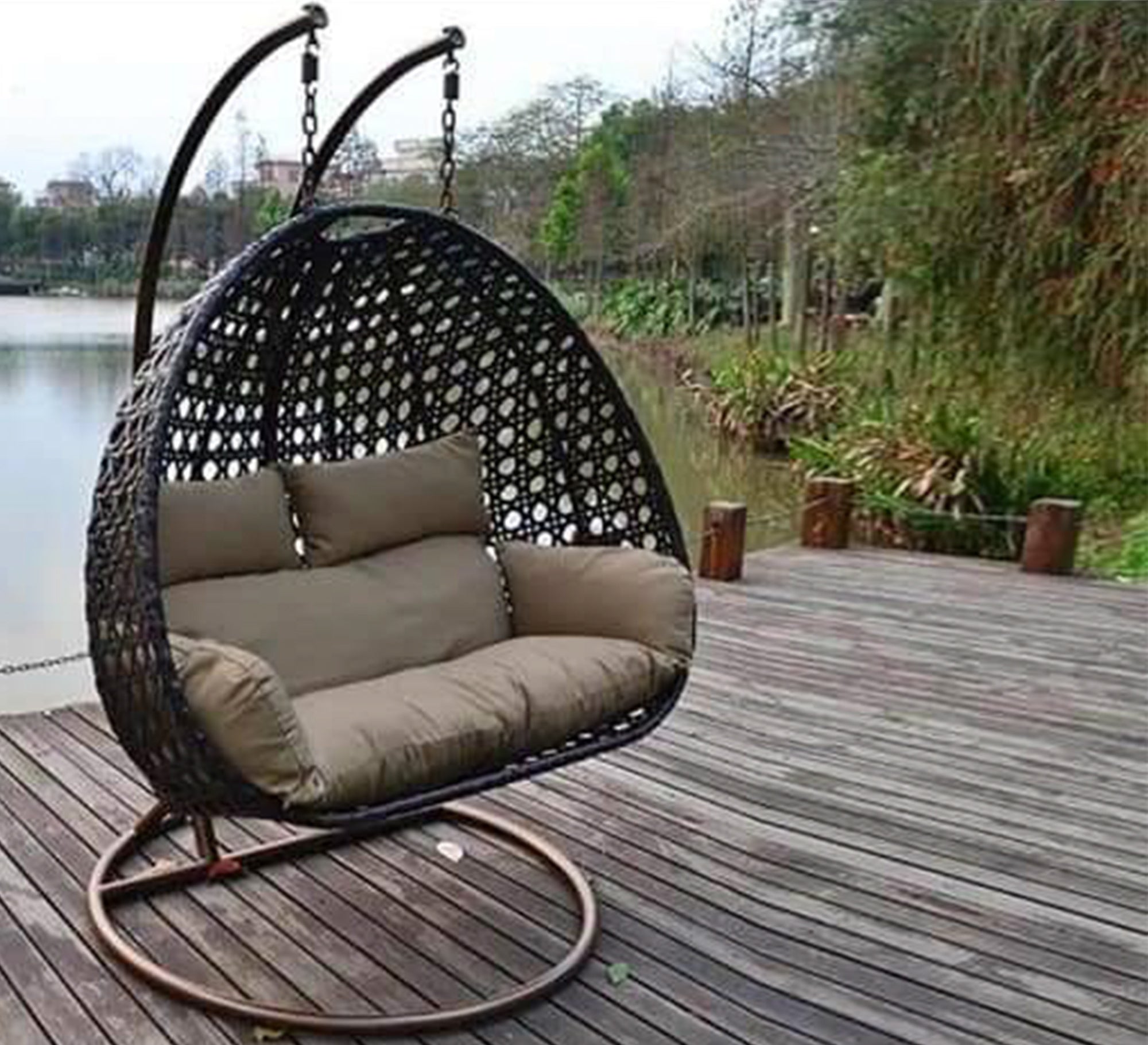 Double Swing Chair: Comfort, Stability, Style - Vitrine Furniture - Outdoor Products