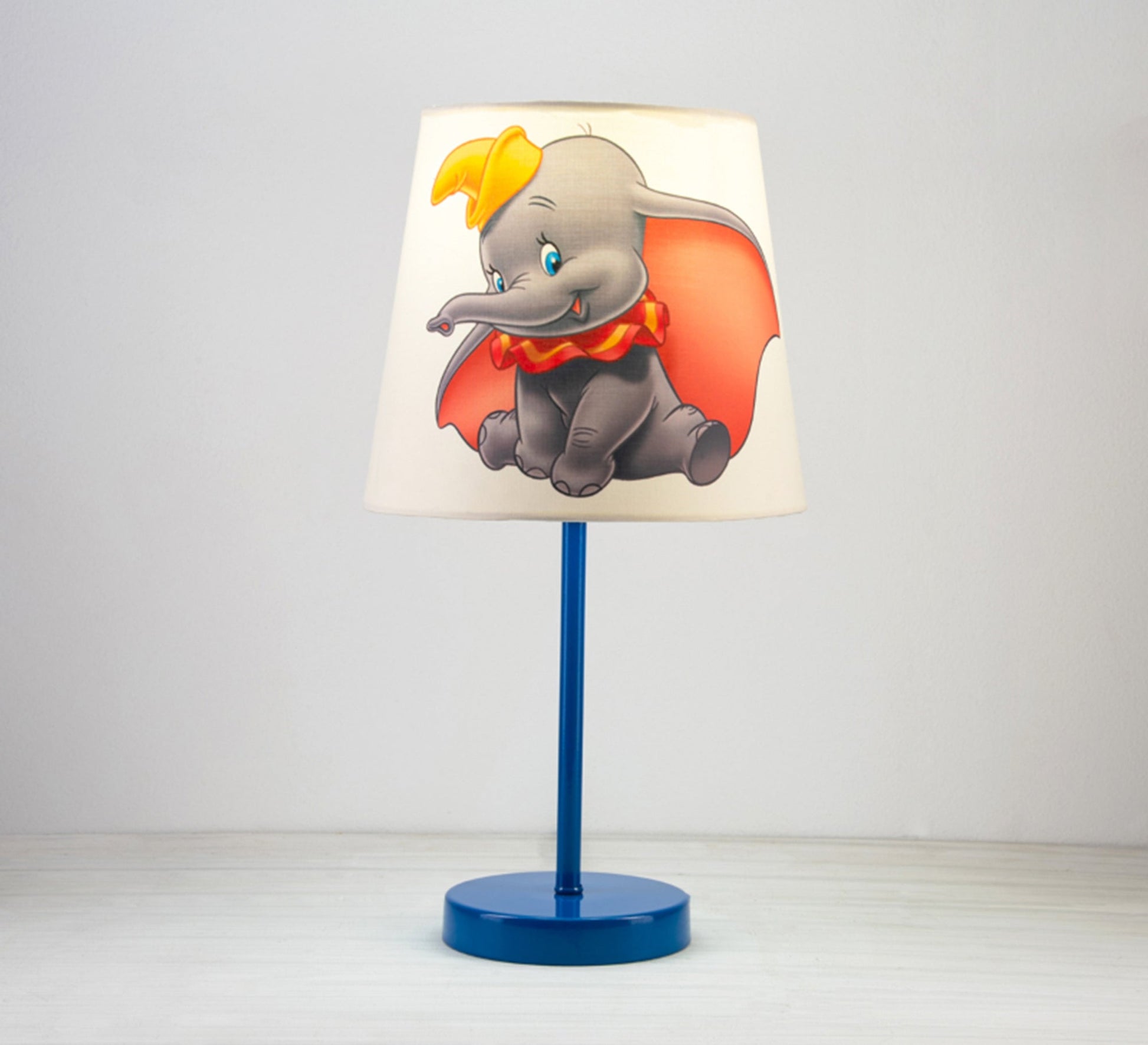 Dumbo Lamp: Gentle lighting for the child's room with a blue base - Vitrine Furniture - Lighting