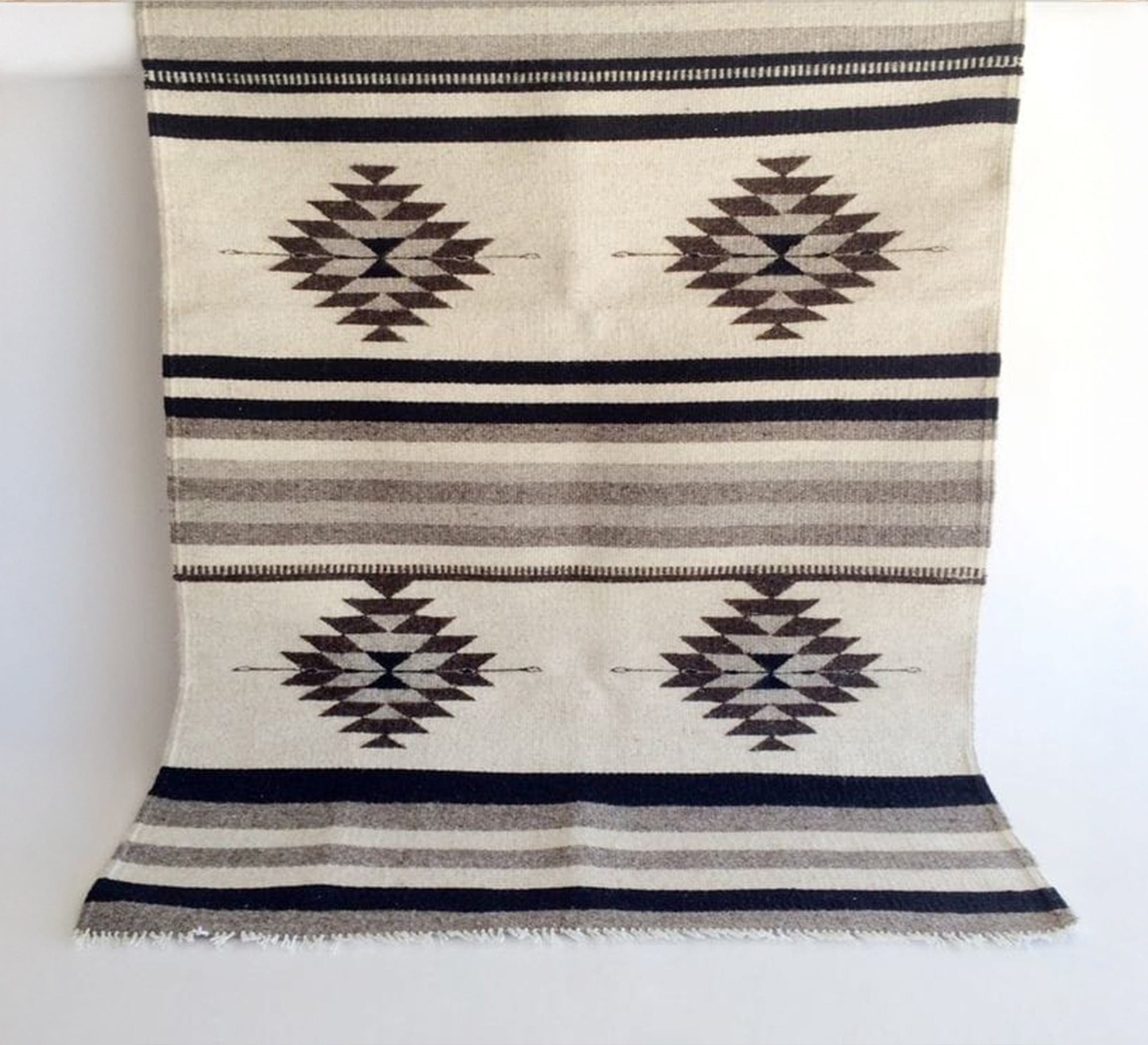 Earthy tones and black blocks rug - Vitrine Furniture - Accessories