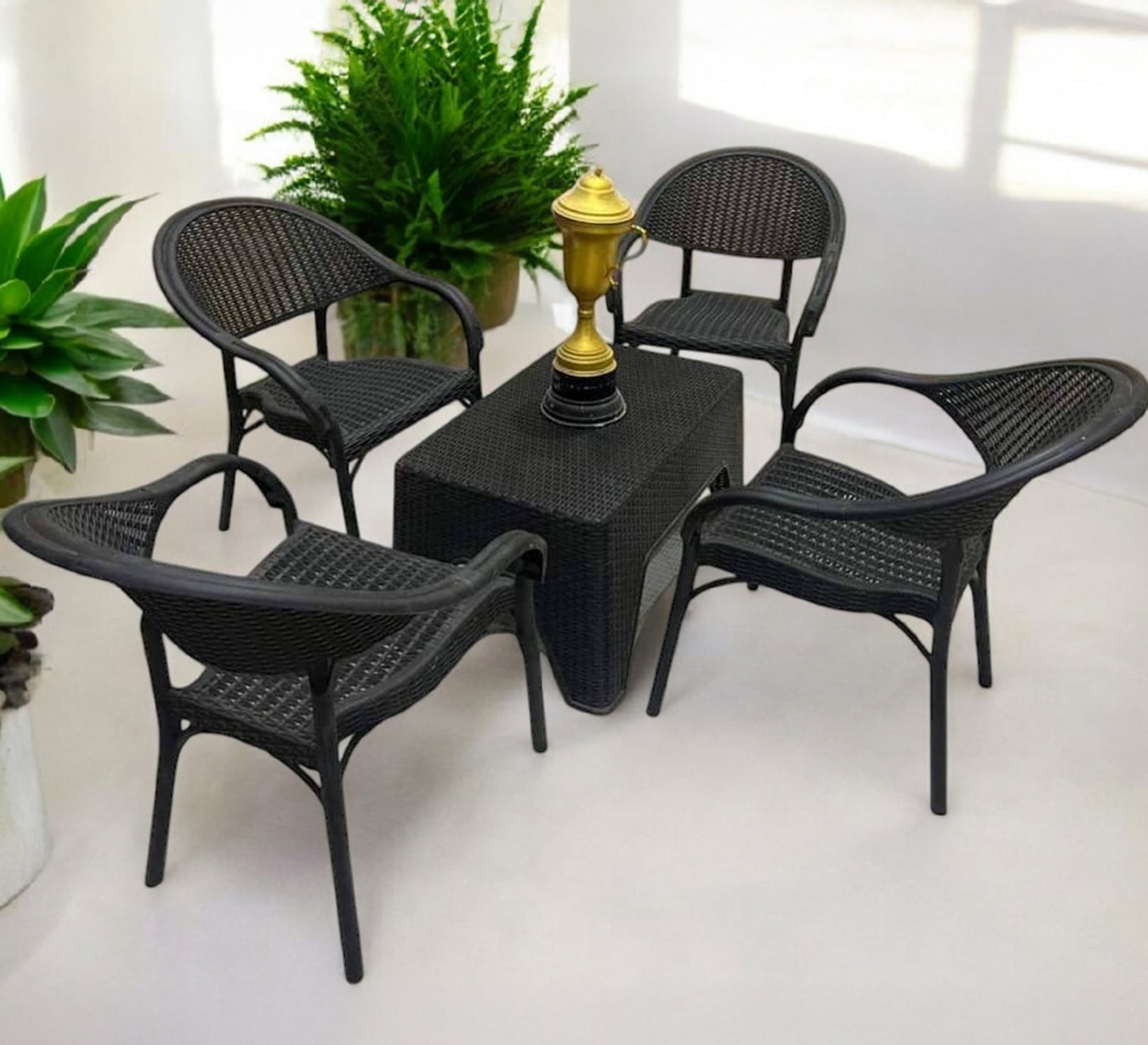 Elegant and comfortable black patio set - Vitrine Furniture - Outdoor Products