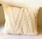 Elegant and distinctive rectangular cushion - Vitrine Furniture - Accessories