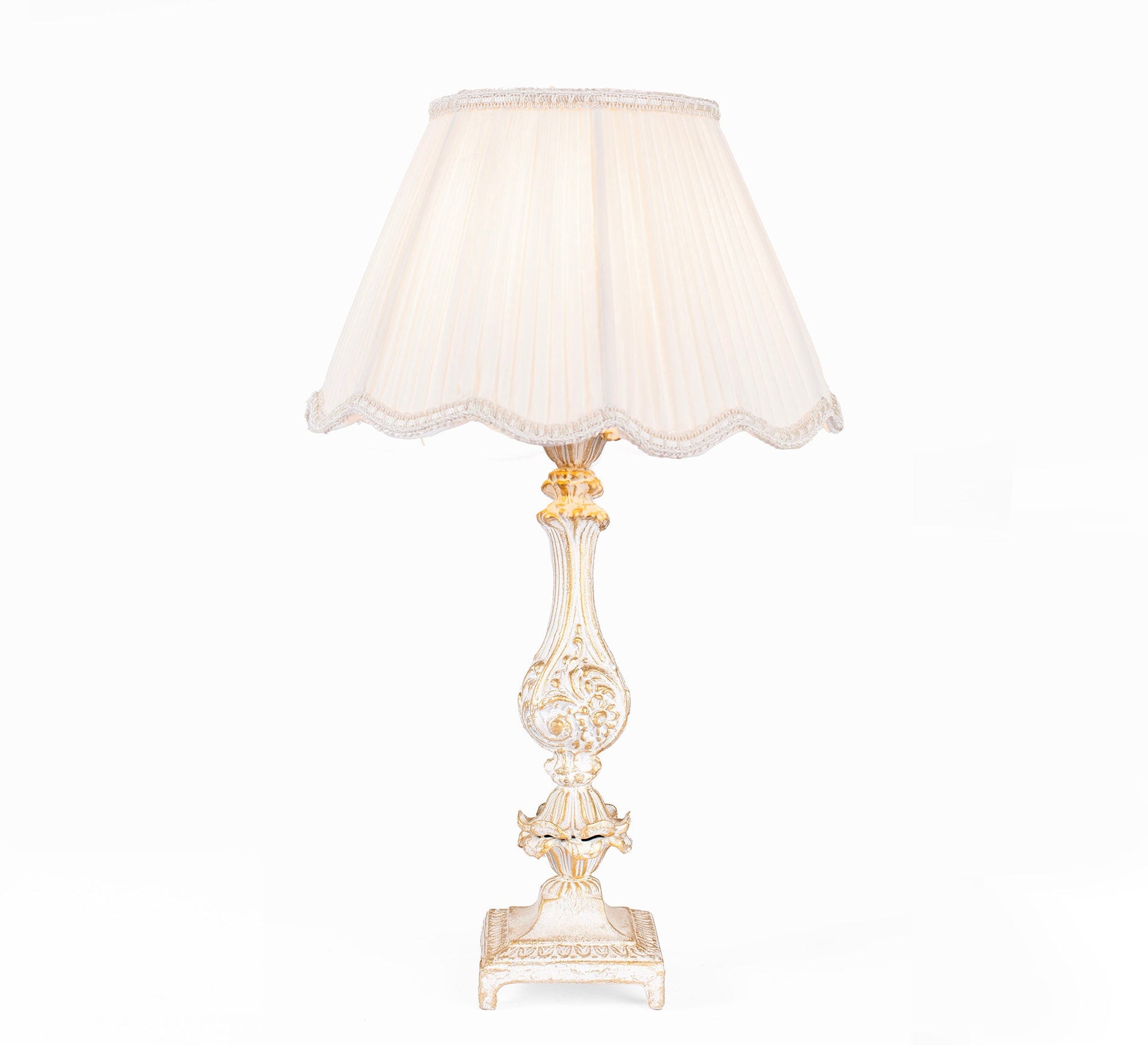 Elegant and luxurious table lamp for a modern decor - Vitrine Furniture - Lighting