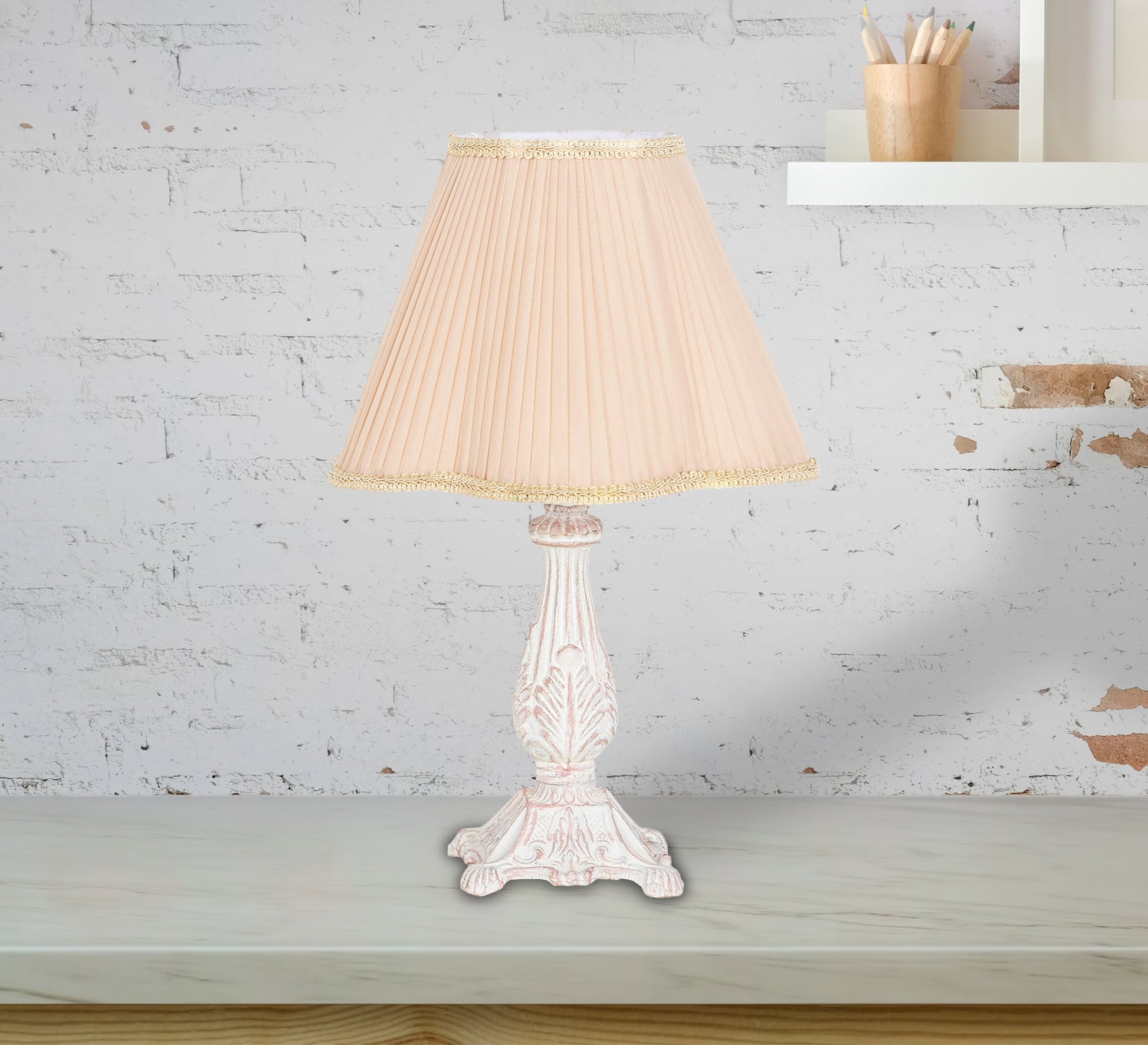 Elegant classic lampshade - Vitrine Furniture - Lighting