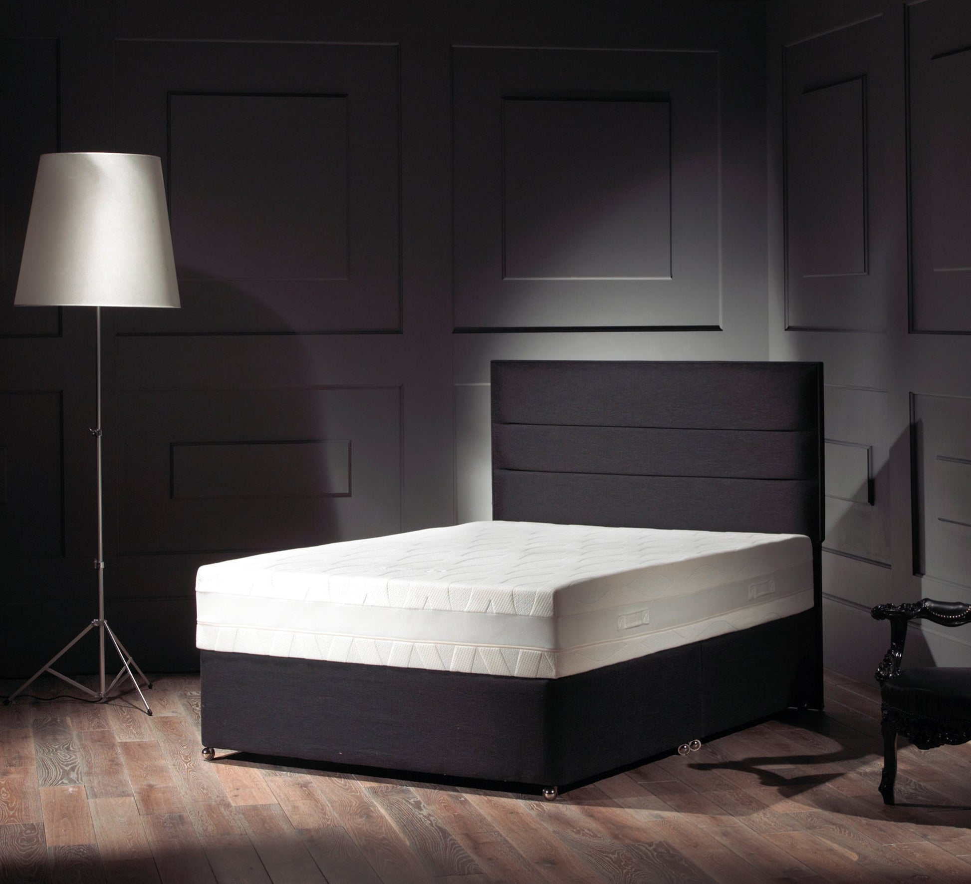 Elegant simplicity for perfect comfort - Vitrine Furniture - Furniture