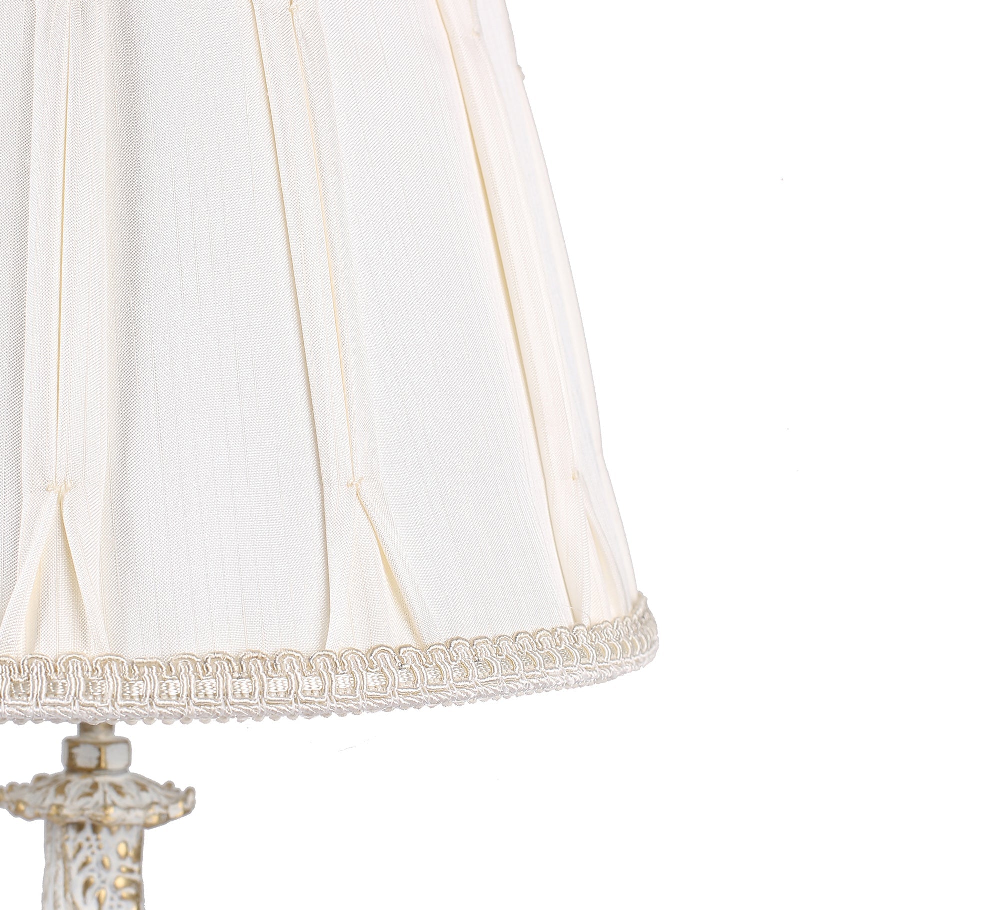 Elegant table lamp with a classic touch - Vitrine Furniture - Lighting