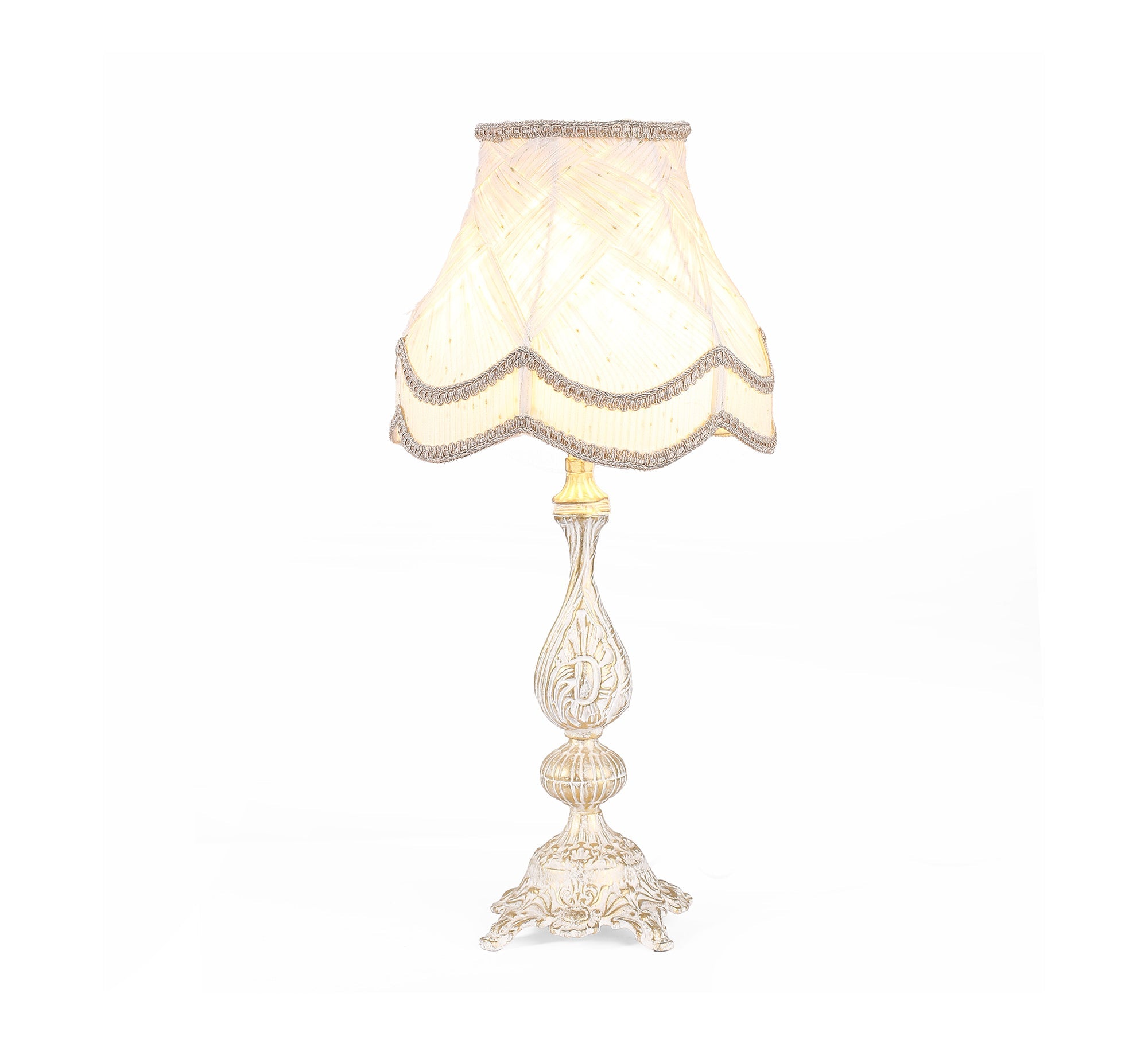 Elegant table lamp with a luxurious touch - Vitrine Furniture - Lighting