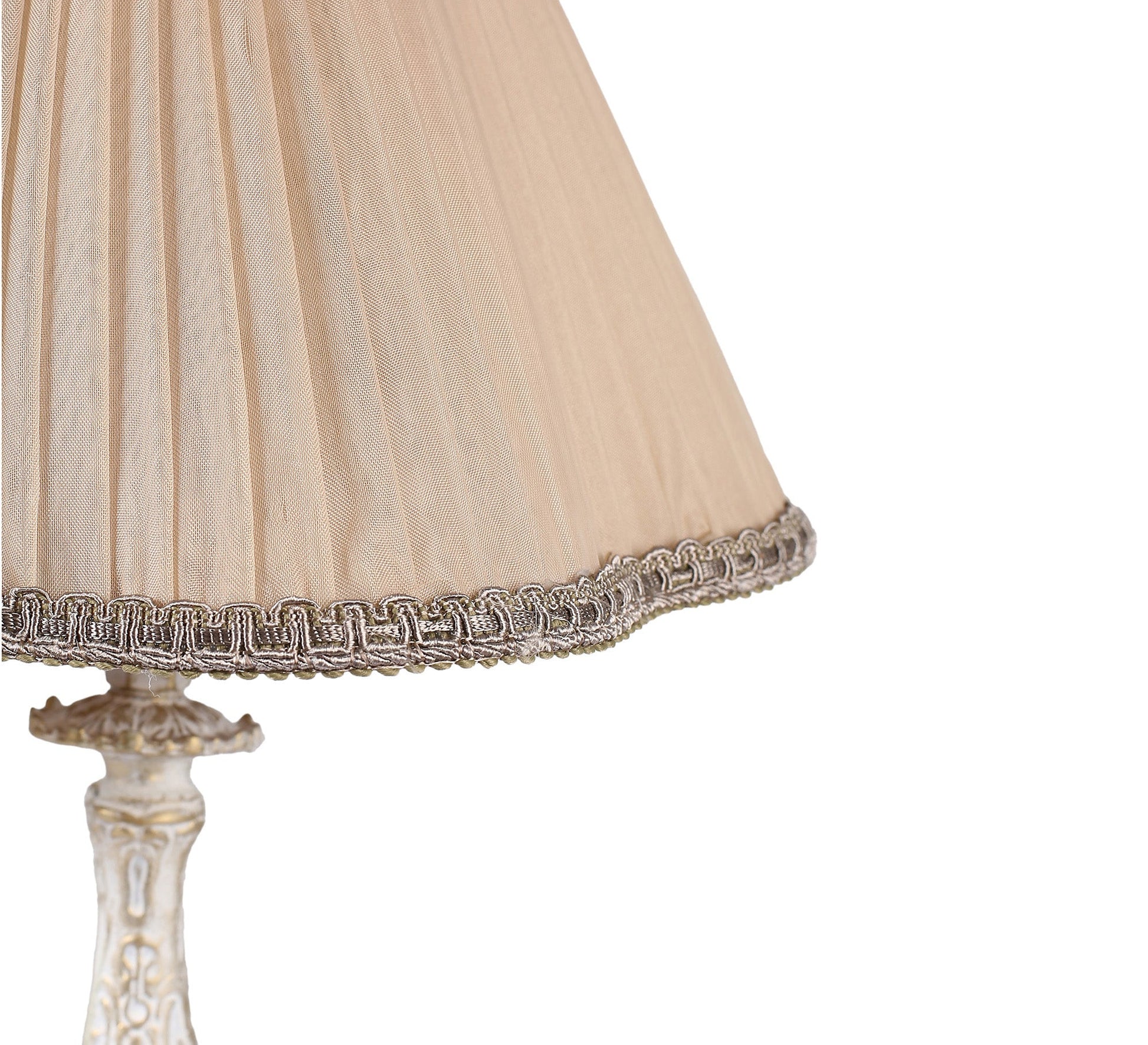 Elegant table lamp with a vintage touch - Vitrine Furniture - Lighting