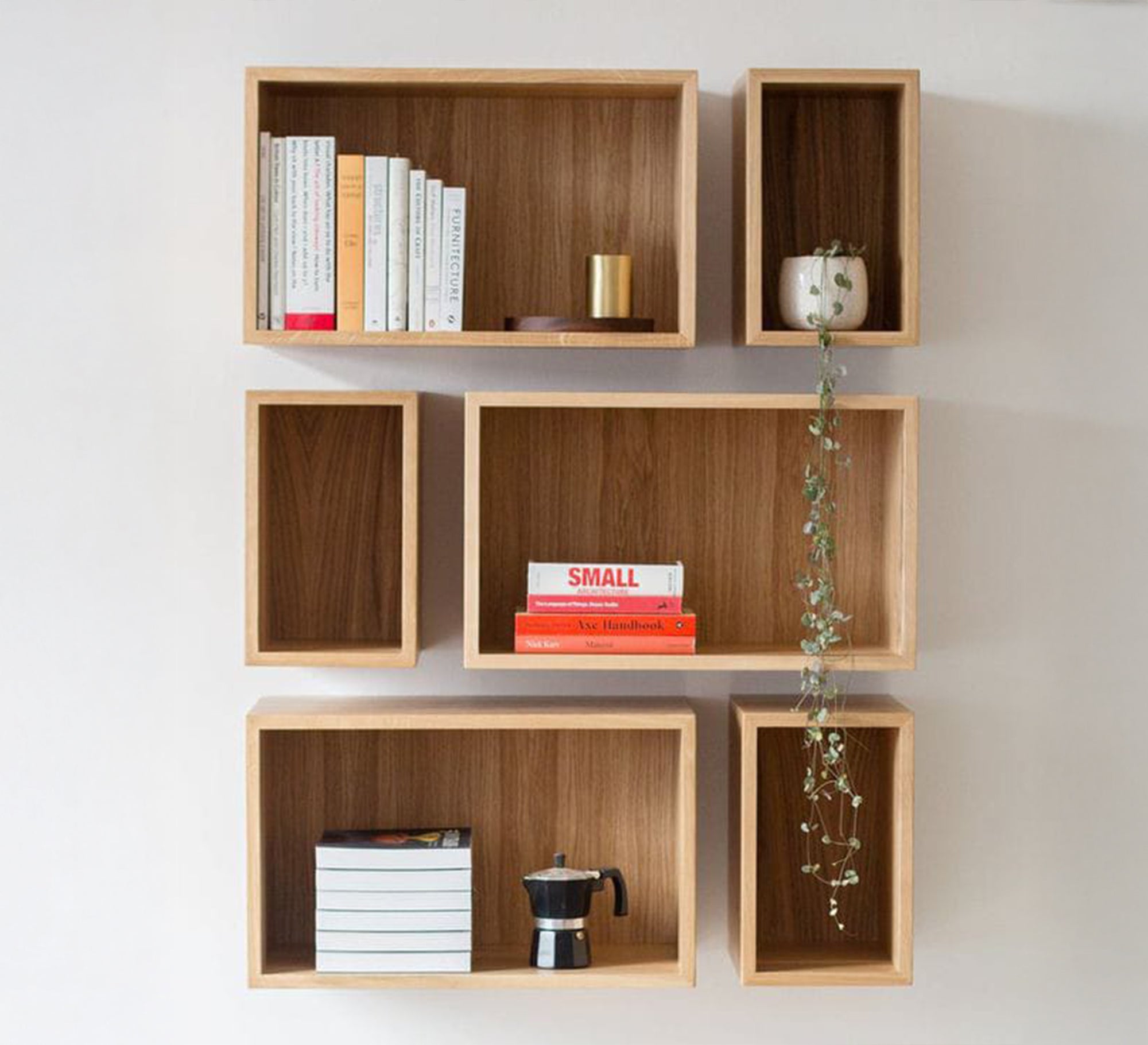 Flexible library with multiple shapes – Vitrine Furniture