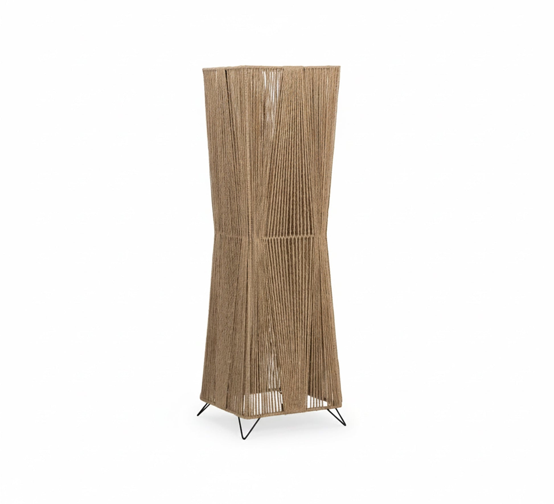 Floor lamp with a woven geometric design - Vitrine Furniture - Floor lamps