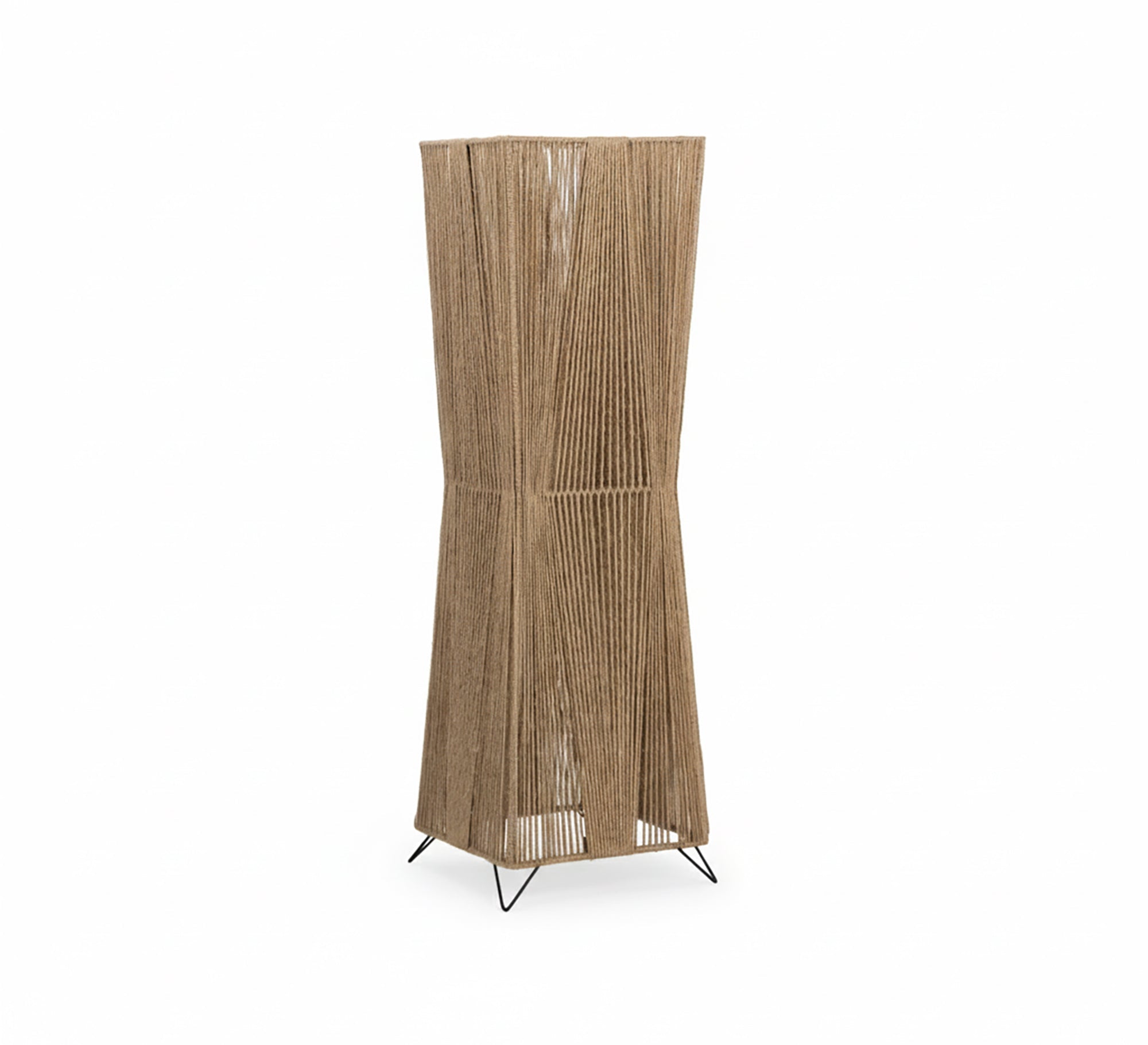 Floor lamp with a woven geometric design - Vitrine Furniture - Floor lamps