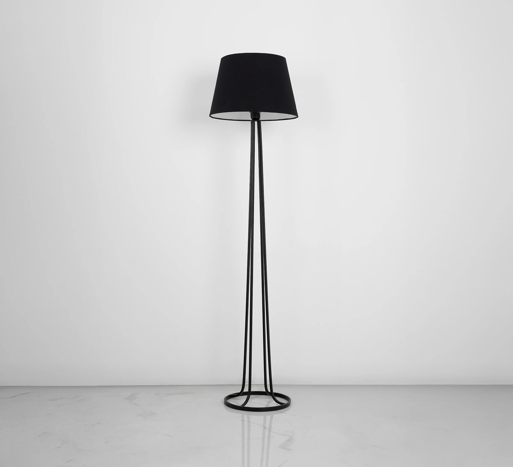 Floor lamp with metal legs - Vitrine Furniture - Floor lamps