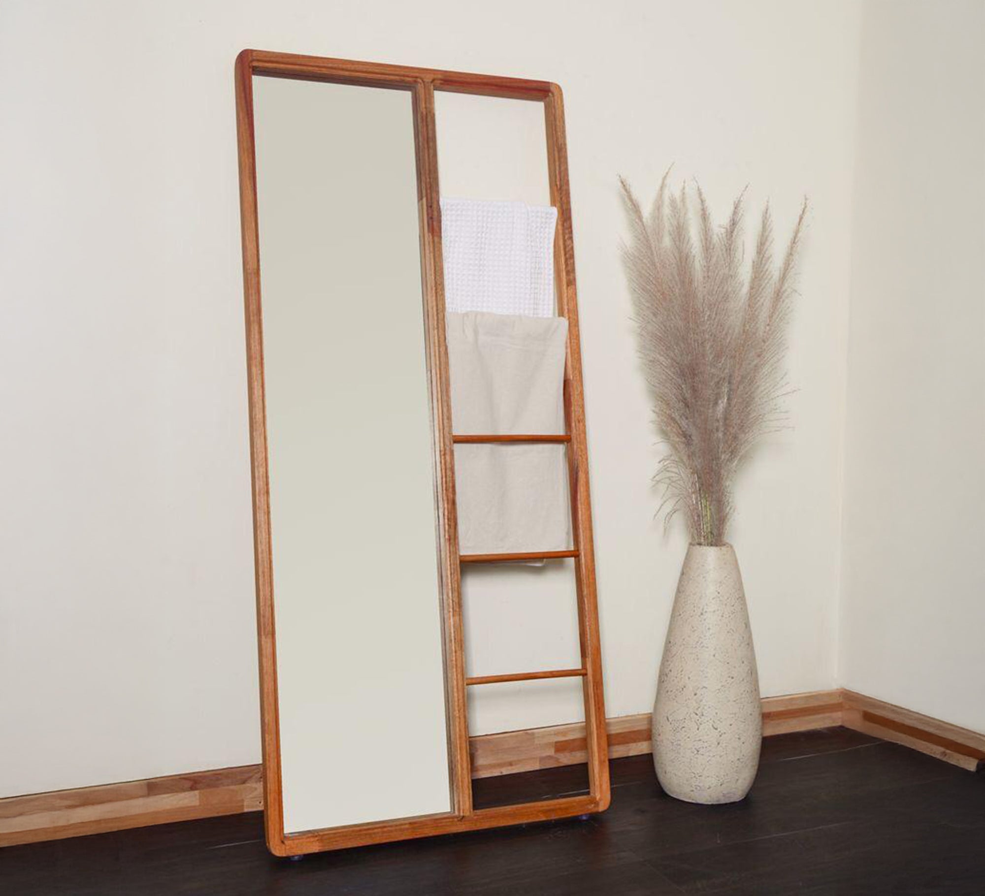 Floor mirrors paired with 5 brackets - Vitrine Furniture - Décor
