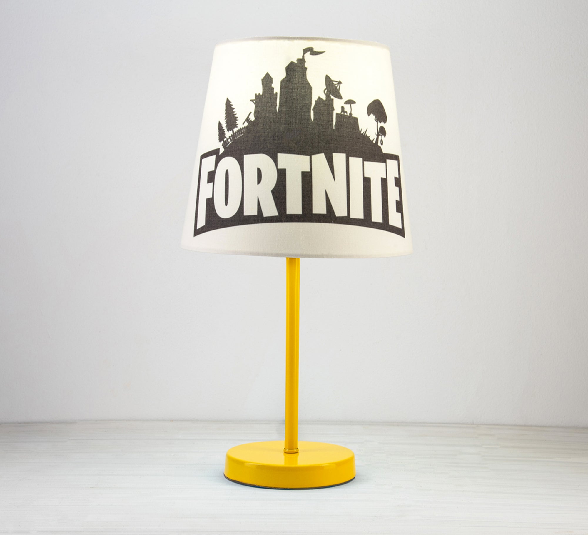 Fortnite Lamp: A modern gaming touch for your room with a golden base - Vitrine Furniture - Lighting