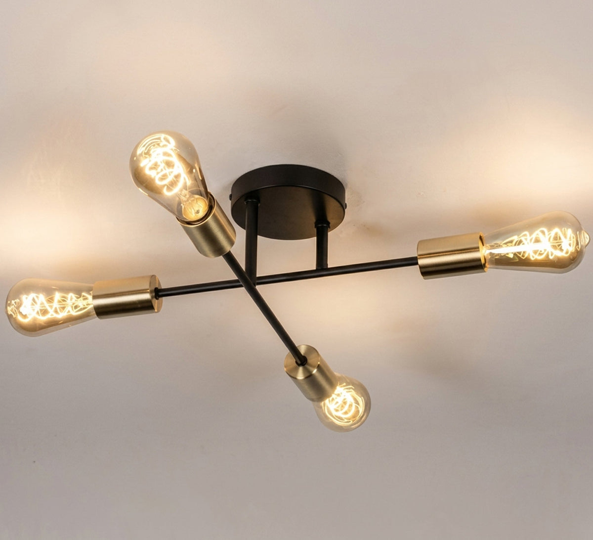 Four-light intertwined chandelier in black and gold - Vitrine Furniture - Ceiling lights