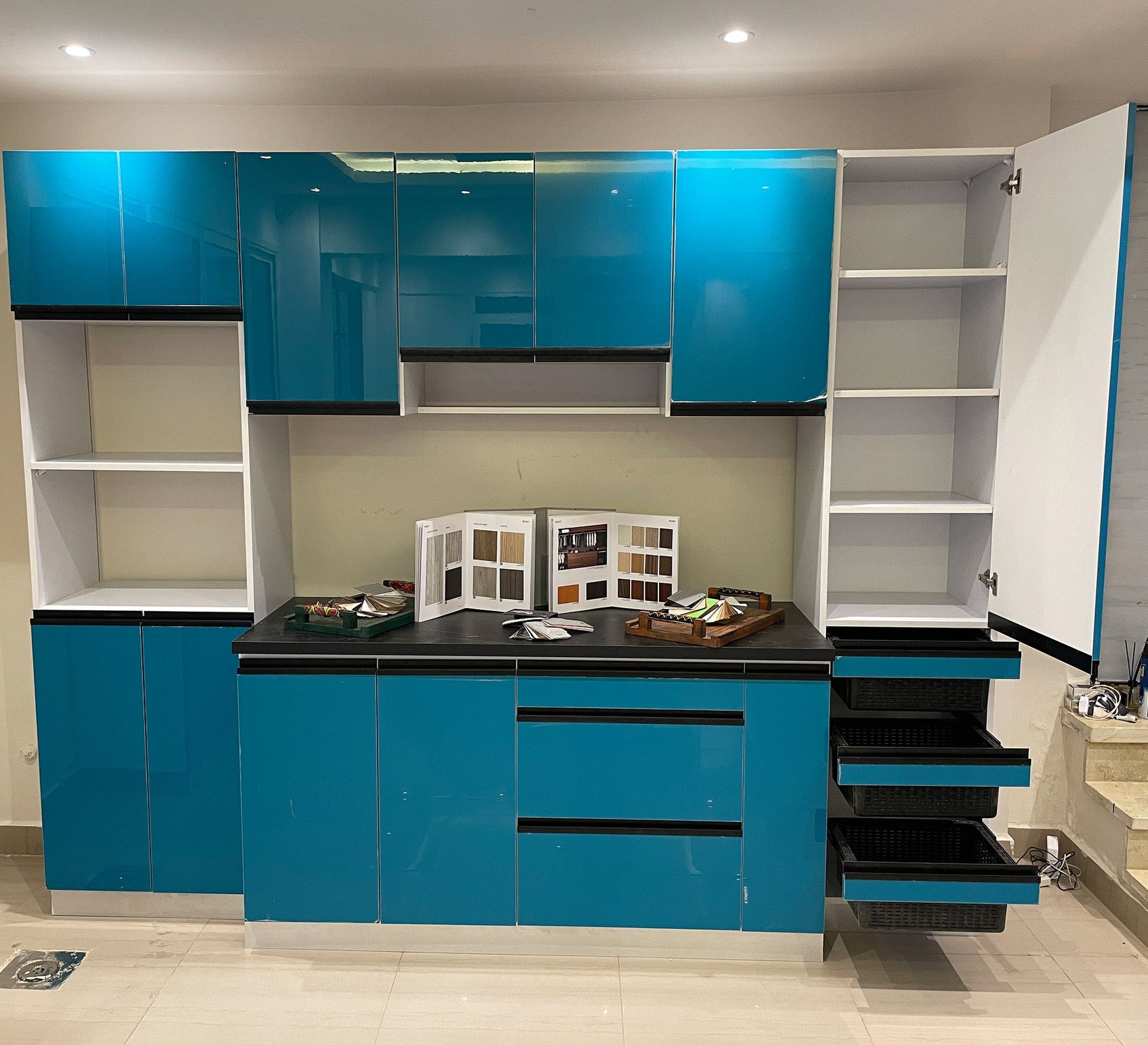 Full kitchen turquoise - Vitrine Furniture - Kitchen Sets