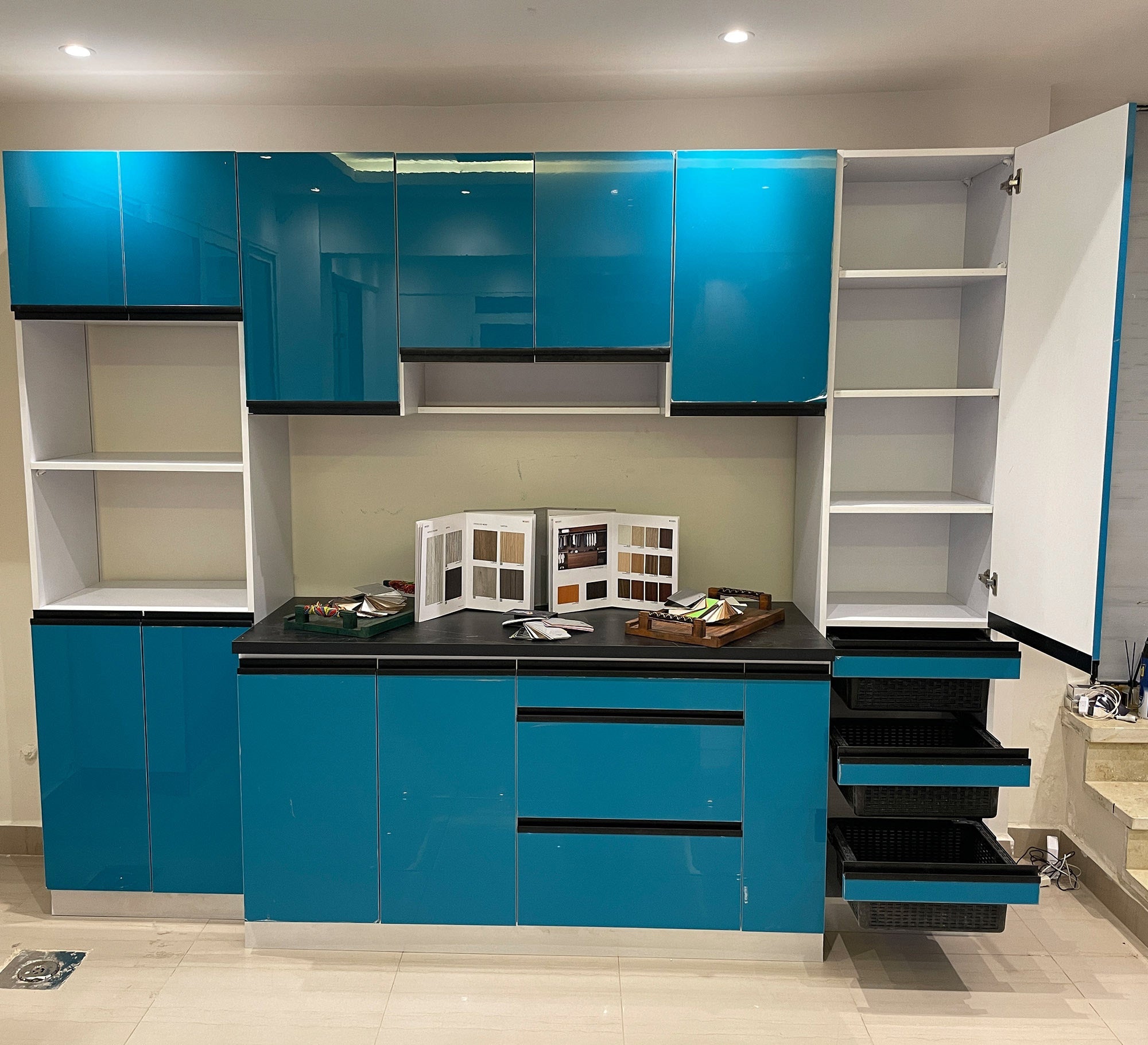 Full kitchen turquoise - Vitrine Furniture - Kitchen Sets