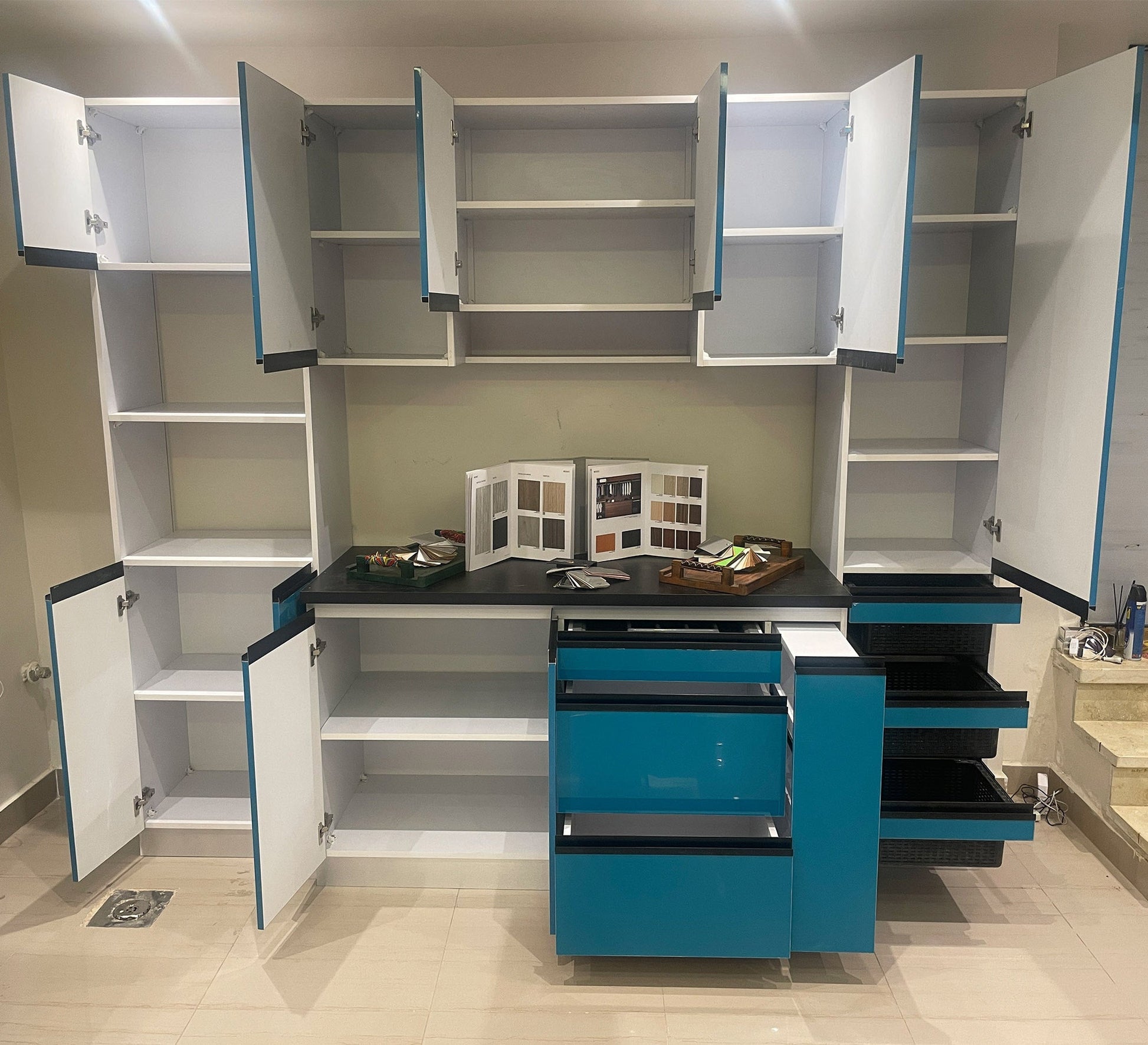 Full kitchen turquoise - Vitrine Furniture - Kitchen Sets