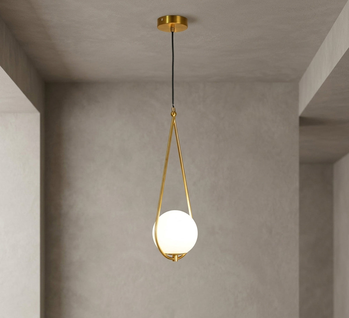 Gold pendant with a teardrop frame and a glass globe - Vitrine Furniture - Ceiling lights