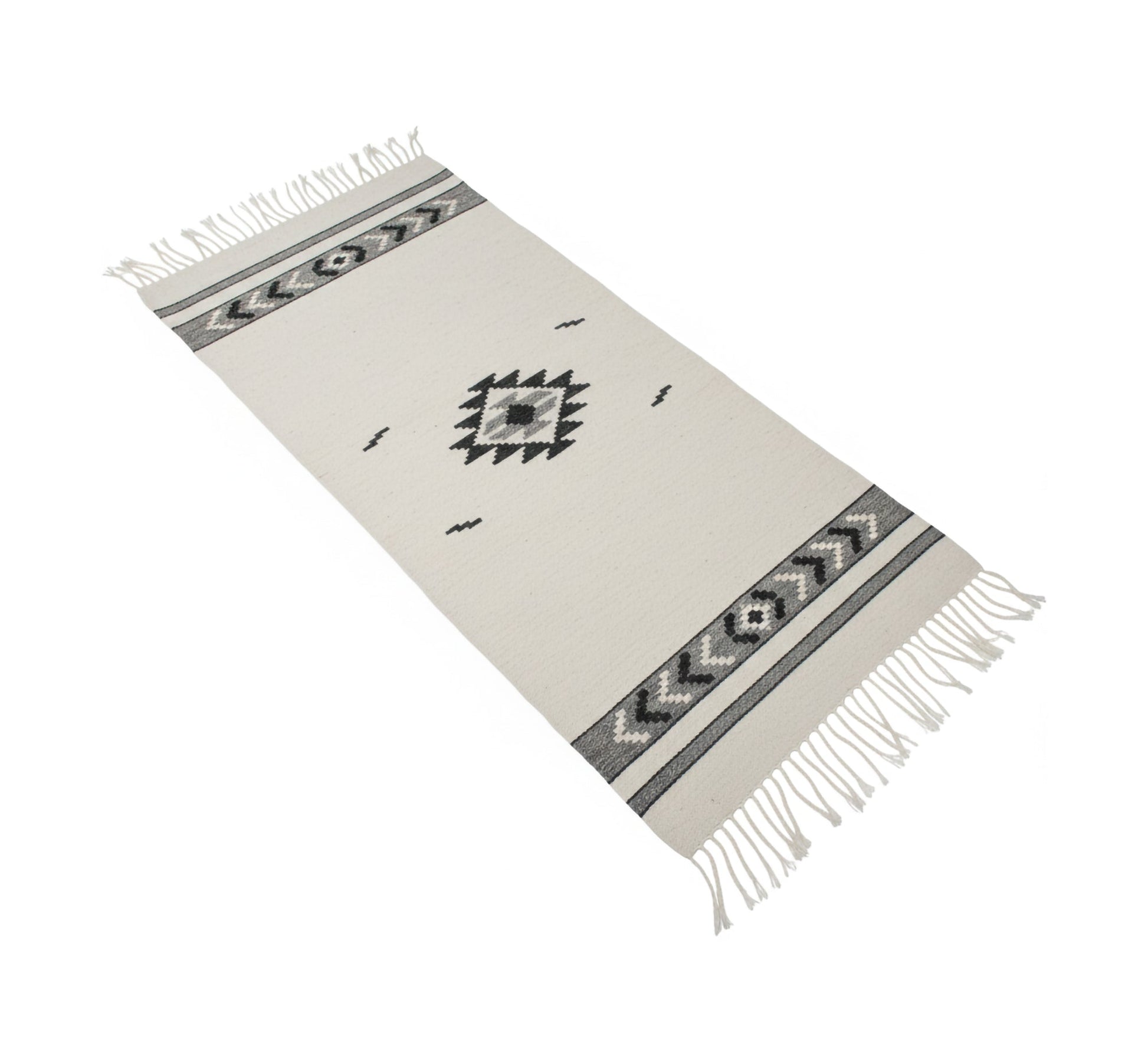 Gray, traditional American style rug - Vitrine Furniture - Accessories