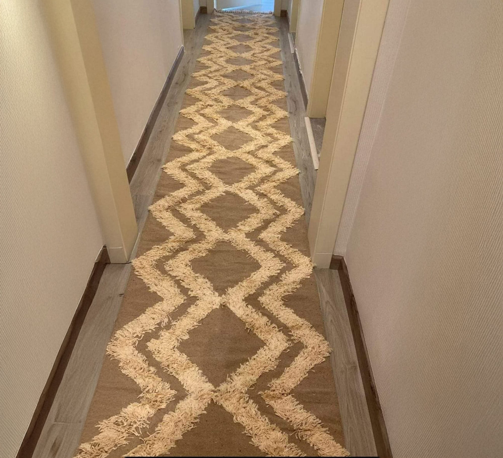 Handmade shag rug - Vitrine Furniture - Accessories