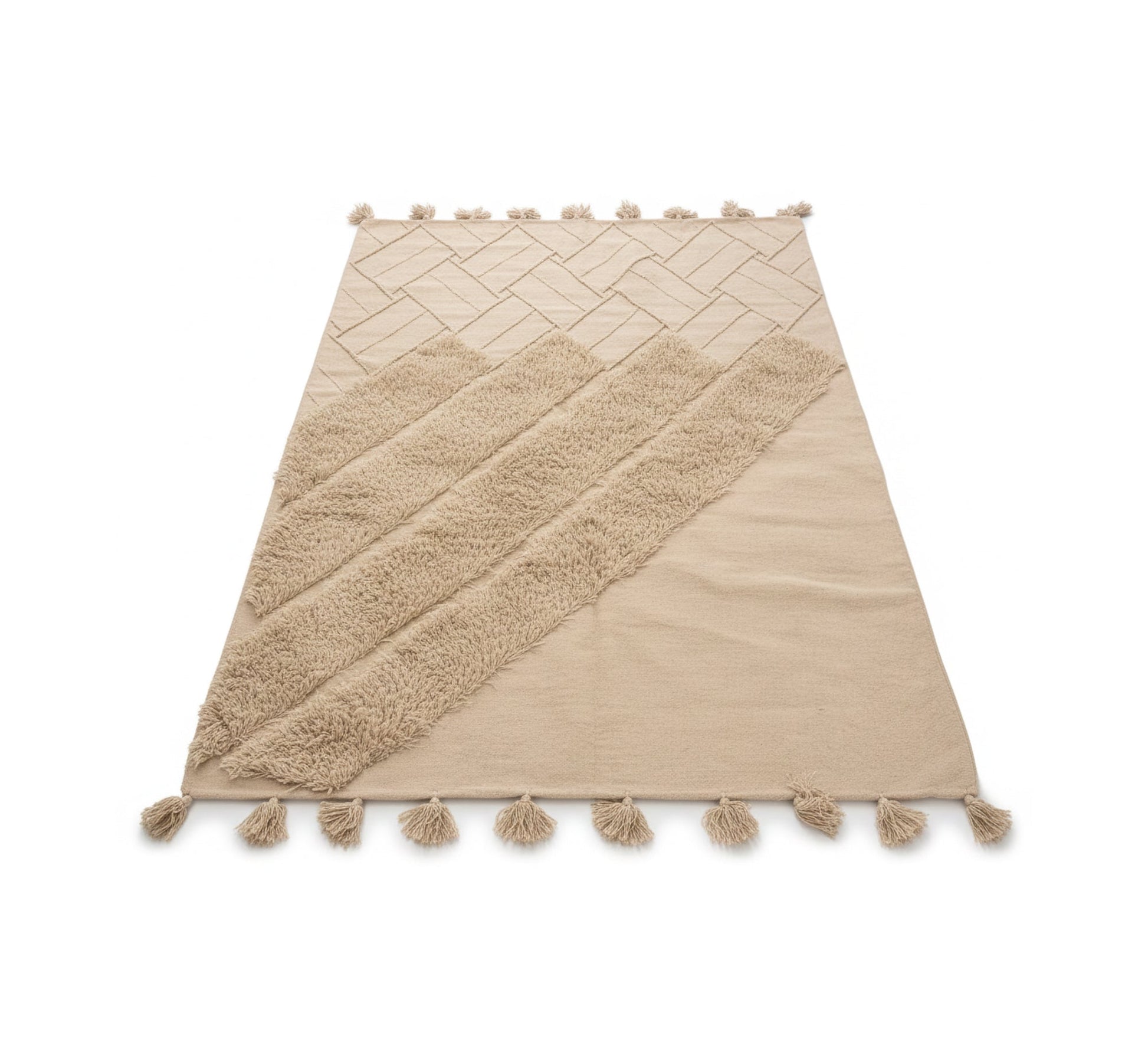 Handwoven rug with a raised zigzag design - Vitrine Furniture - Accessories