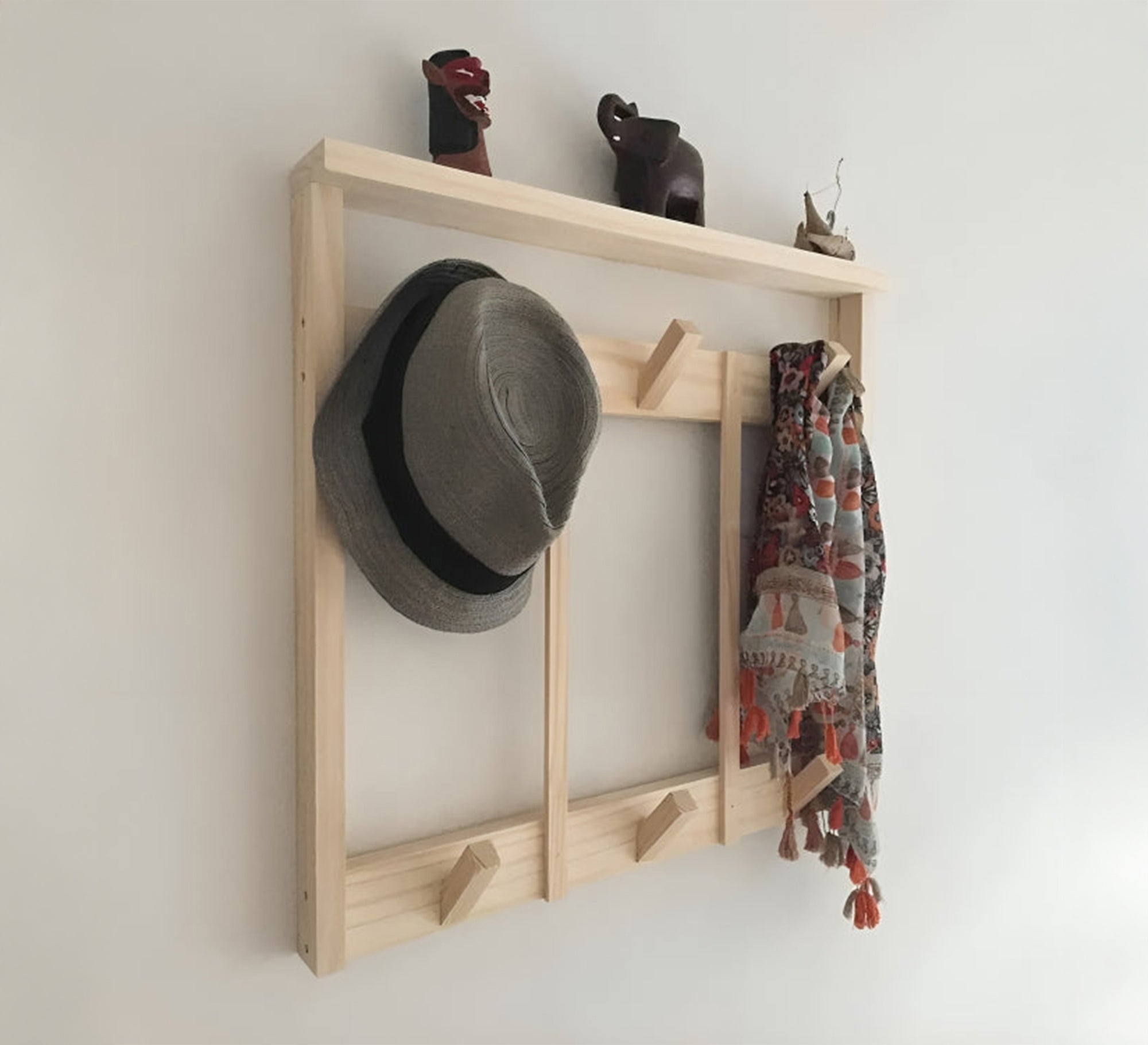 Hanging hanger for the entryway - Vitrine Furniture - Furniture